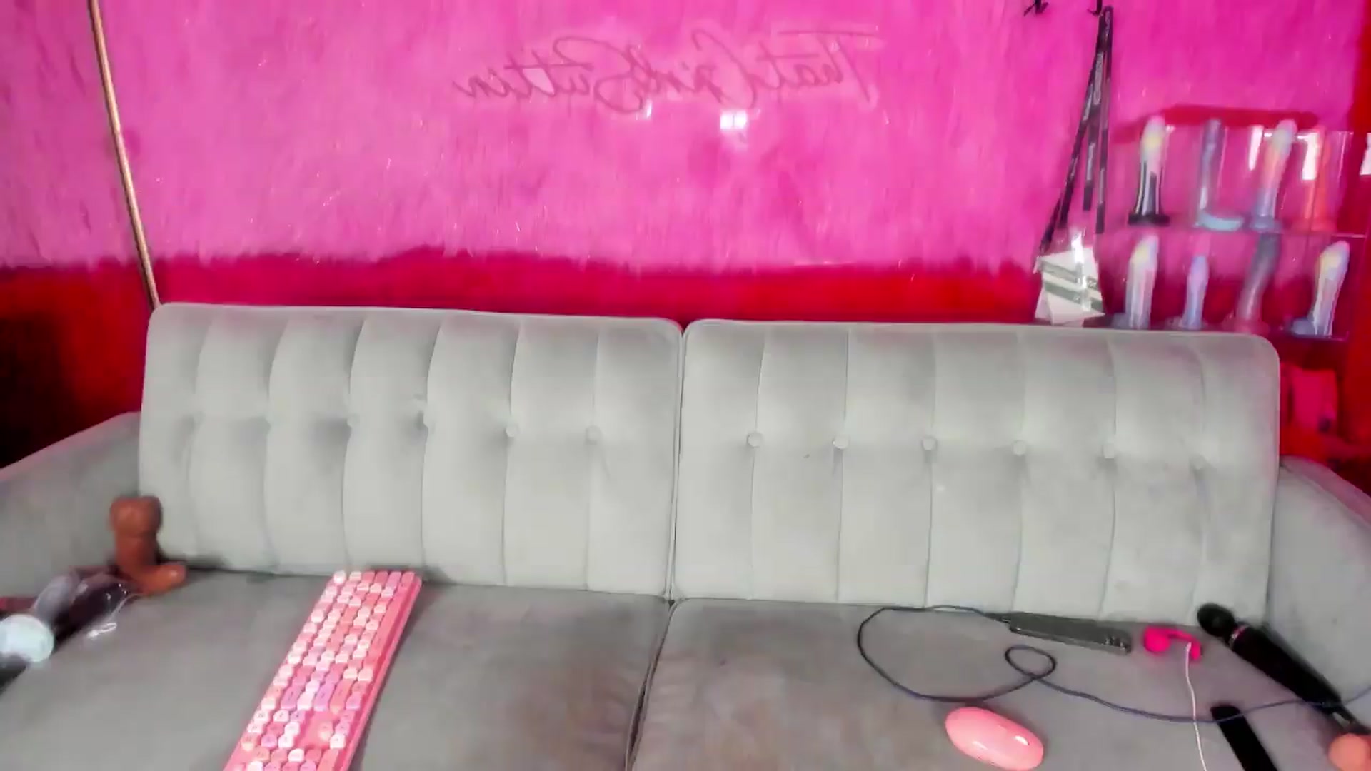 Gallery image thumbnail from thatgrlsuttin's myfreecams stream on, 09/09/2026, 03:38 image 15 of 20