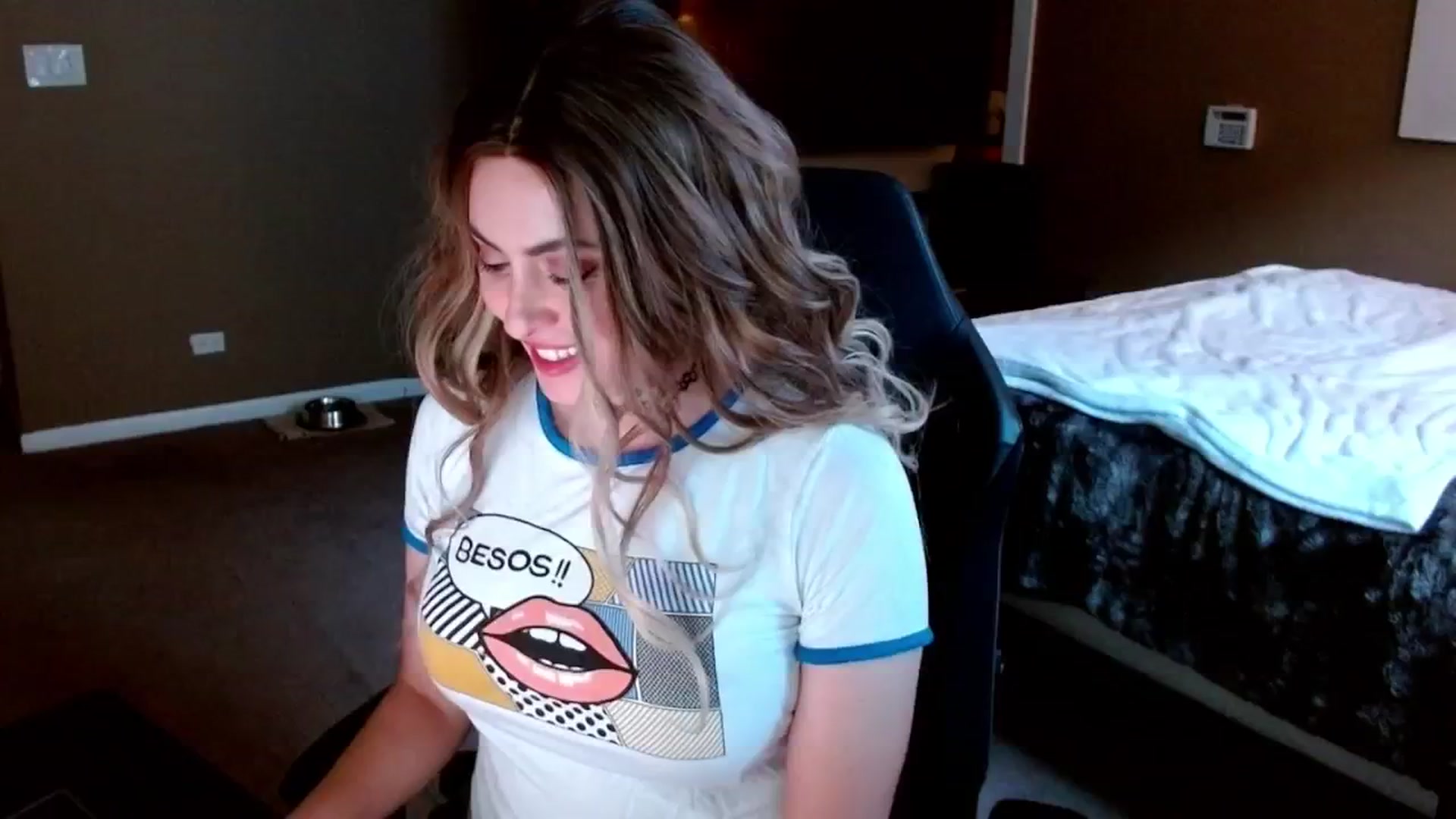 Gallery image thumbnail from theLoveGuru's myfreecams stream on, 11/02/2024, 22:22 image 12 of 20