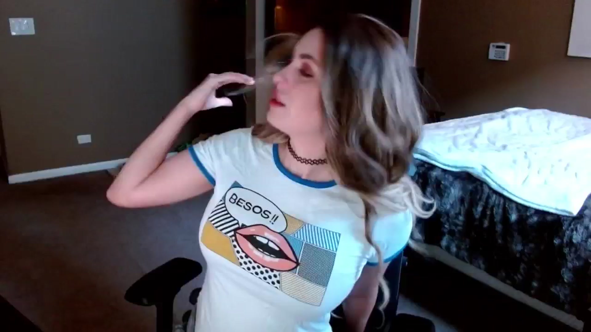 Gallery image thumbnail from theLoveGuru's myfreecams stream on, 11/02/2024, 22:22 image 3 of 20