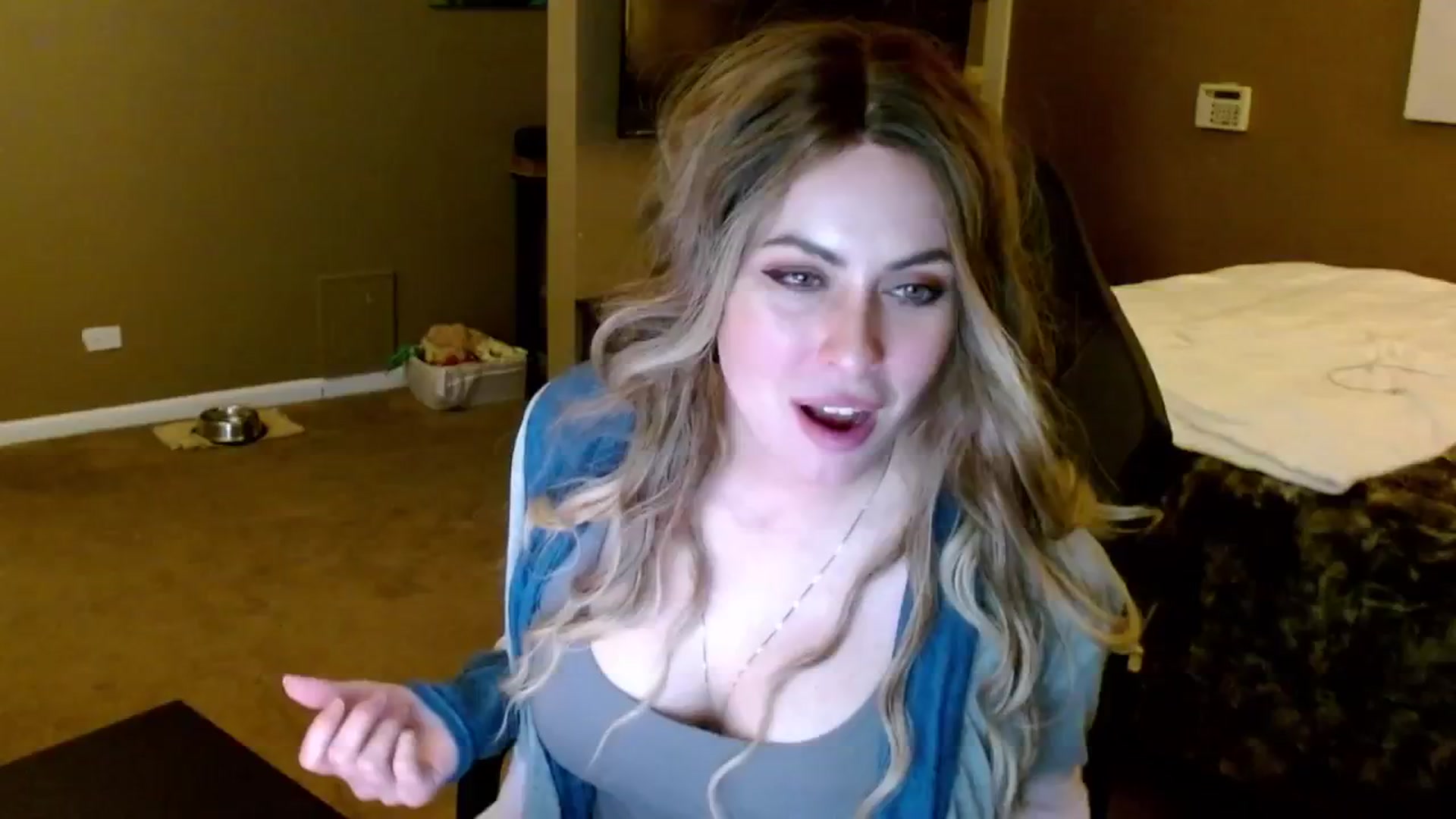 Gallery image thumbnail from theLoveGuru's myfreecams stream on, 11/08/2024, 04:15 image 17 of 20