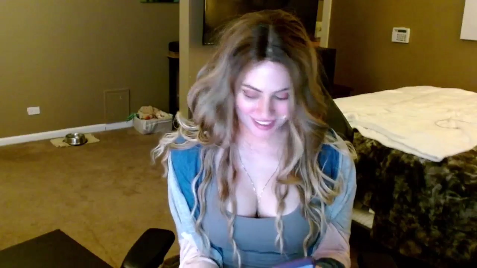 Gallery image thumbnail from theLoveGuru's myfreecams stream on, 11/08/2024, 05:27 image 3 of 20