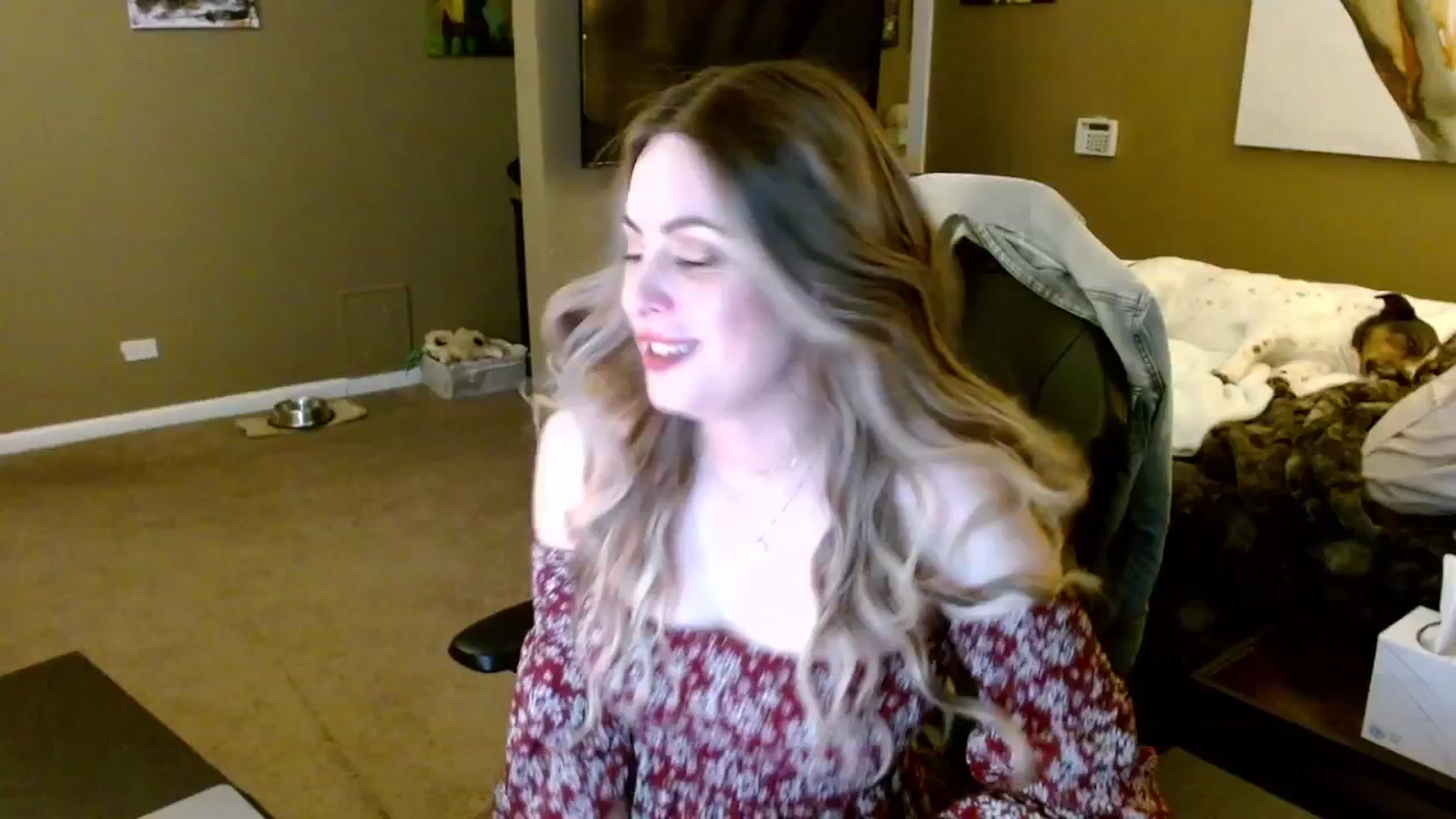 Gallery image thumbnail from theLoveGuru's myfreecams stream on, 11/24/2024, 07:33 image 12 of 20