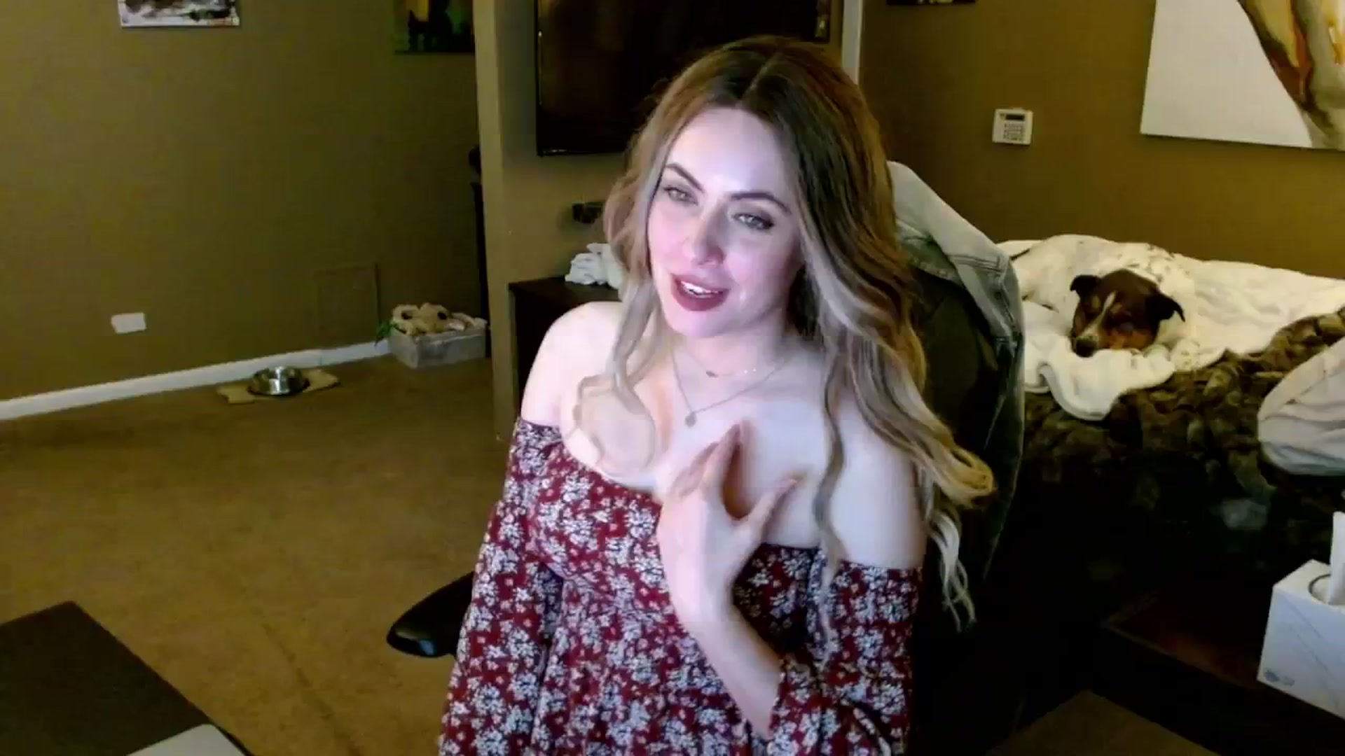 Gallery image thumbnail from theLoveGuru's myfreecams stream on, 11/24/2024, 07:33 image 6 of 20