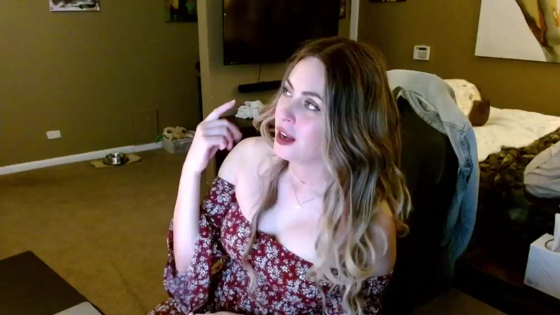 Gallery image thumbnail from theLoveGuru's myfreecams stream on, 11/24/2024, 07:33 image 14 of 20