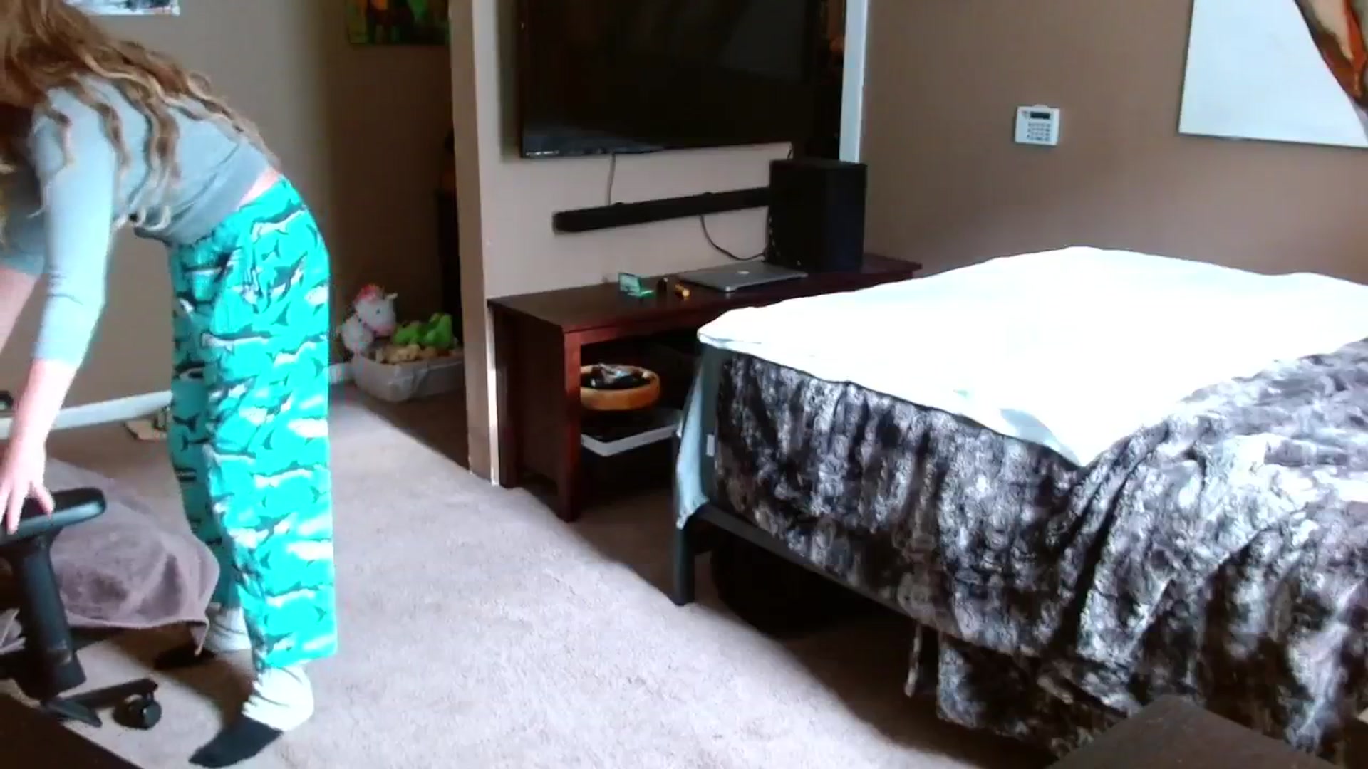 Gallery image thumbnail from theLoveGuru's myfreecams stream on, 12/12/2024, 19:41 image 4 of 20