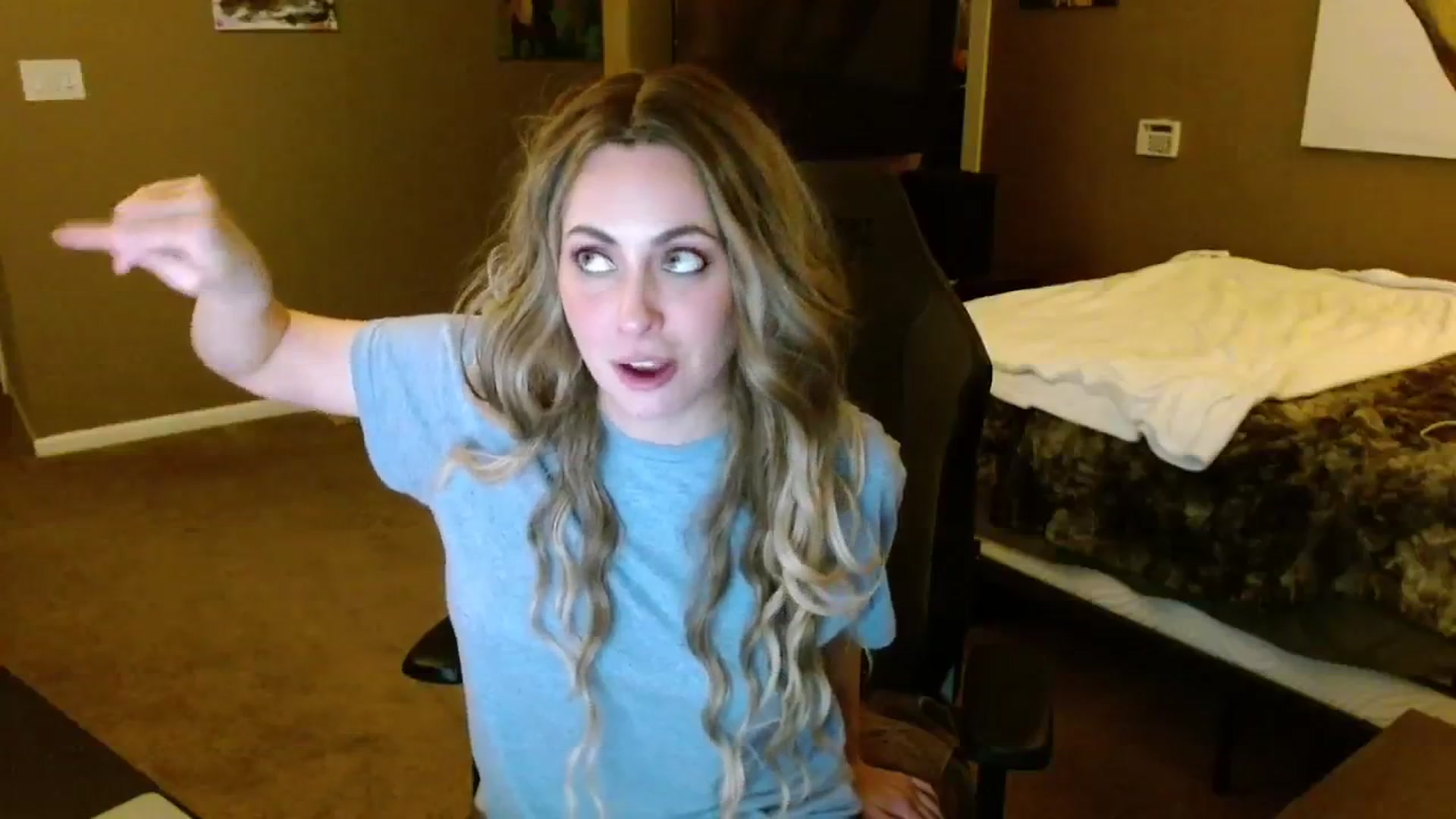 Gallery image thumbnail from theLoveGuru's myfreecams stream on, 12/21/2024, 01:28 image 8 of 20