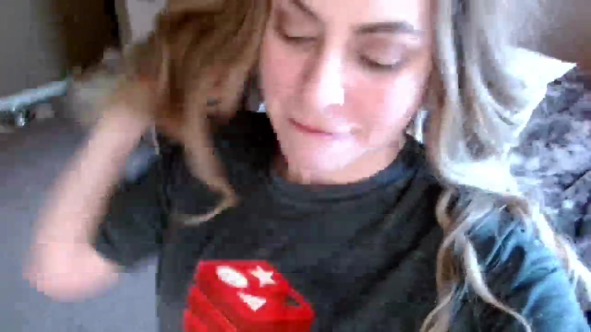 Gallery image thumbnail from theLoveGuru's myfreecams stream on, 01/04/2025, 19:34 image 19 of 20
