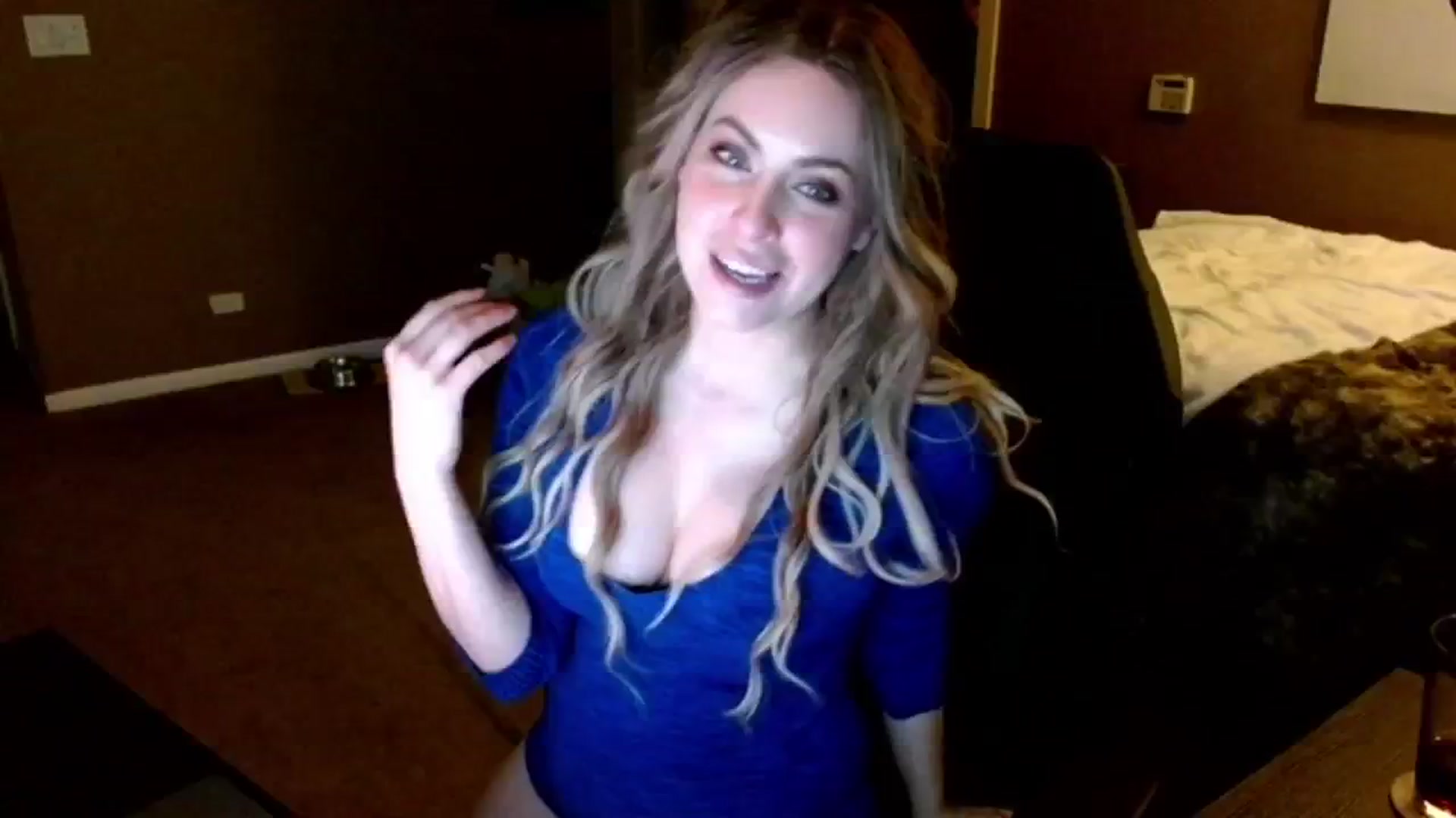 Gallery image thumbnail from theLoveGuru's myfreecams stream on, 01/14/2025, 02:45 image 5 of 20