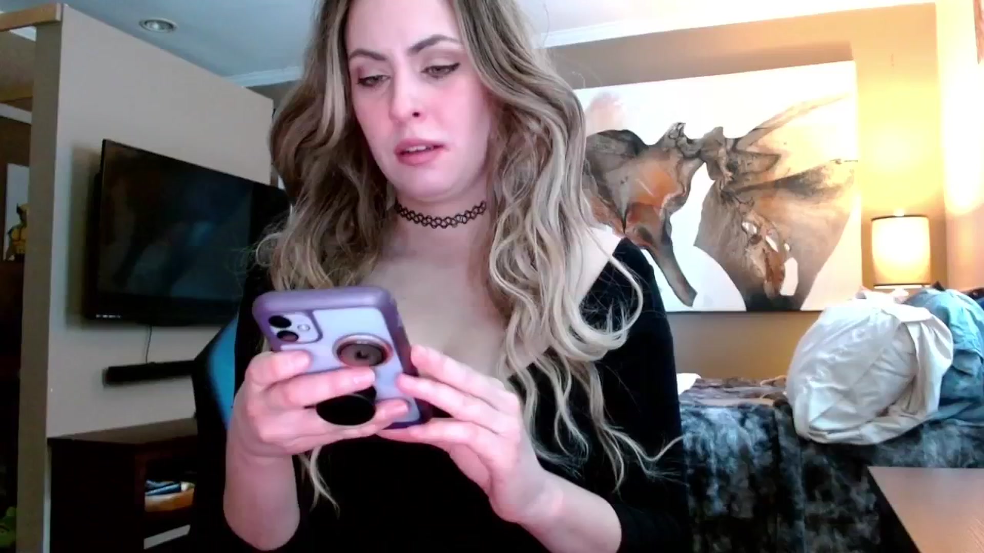 Gallery image thumbnail from theLoveGuru's myfreecams stream on, 01/15/2025, 19:20 image 19 of 20