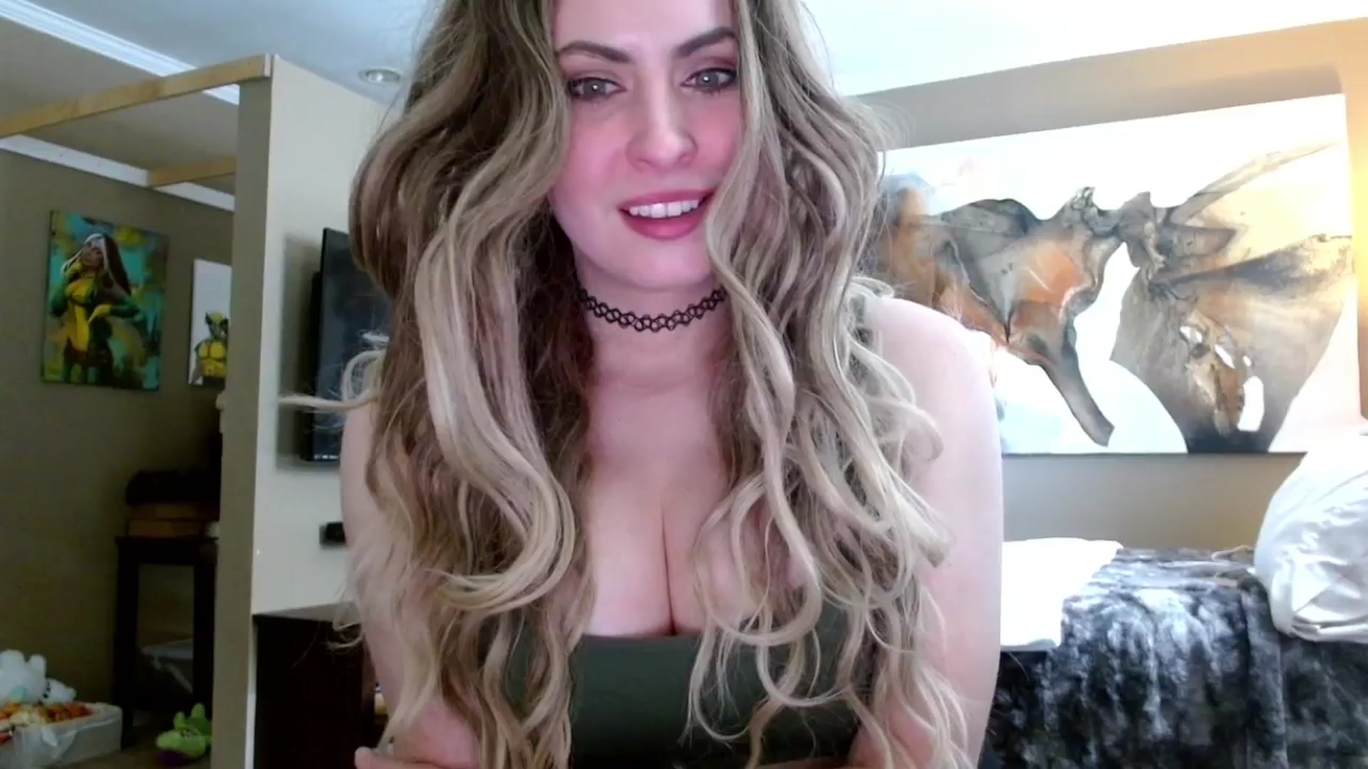 Gallery image thumbnail from theLoveGuru's myfreecams stream on, 01/15/2025, 20:09 image 17 of 20