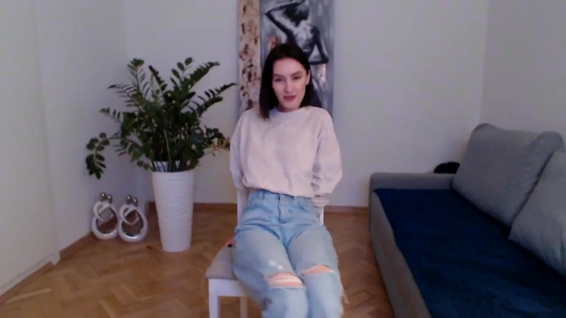 Gallery image thumbnail from the_realpearl's myfreecams stream on, 01/03/2024, 16:01 image 16 of 20