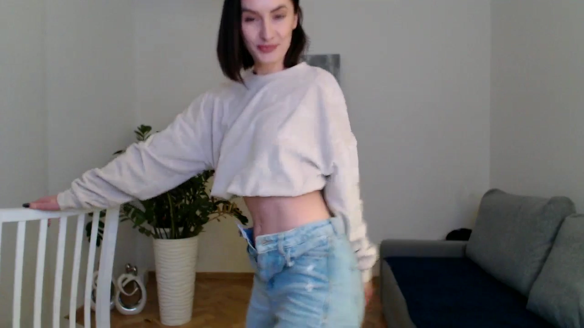 Gallery image thumbnail from the_realpearl's myfreecams stream on, 01/03/2024, 16:01 image 12 of 20