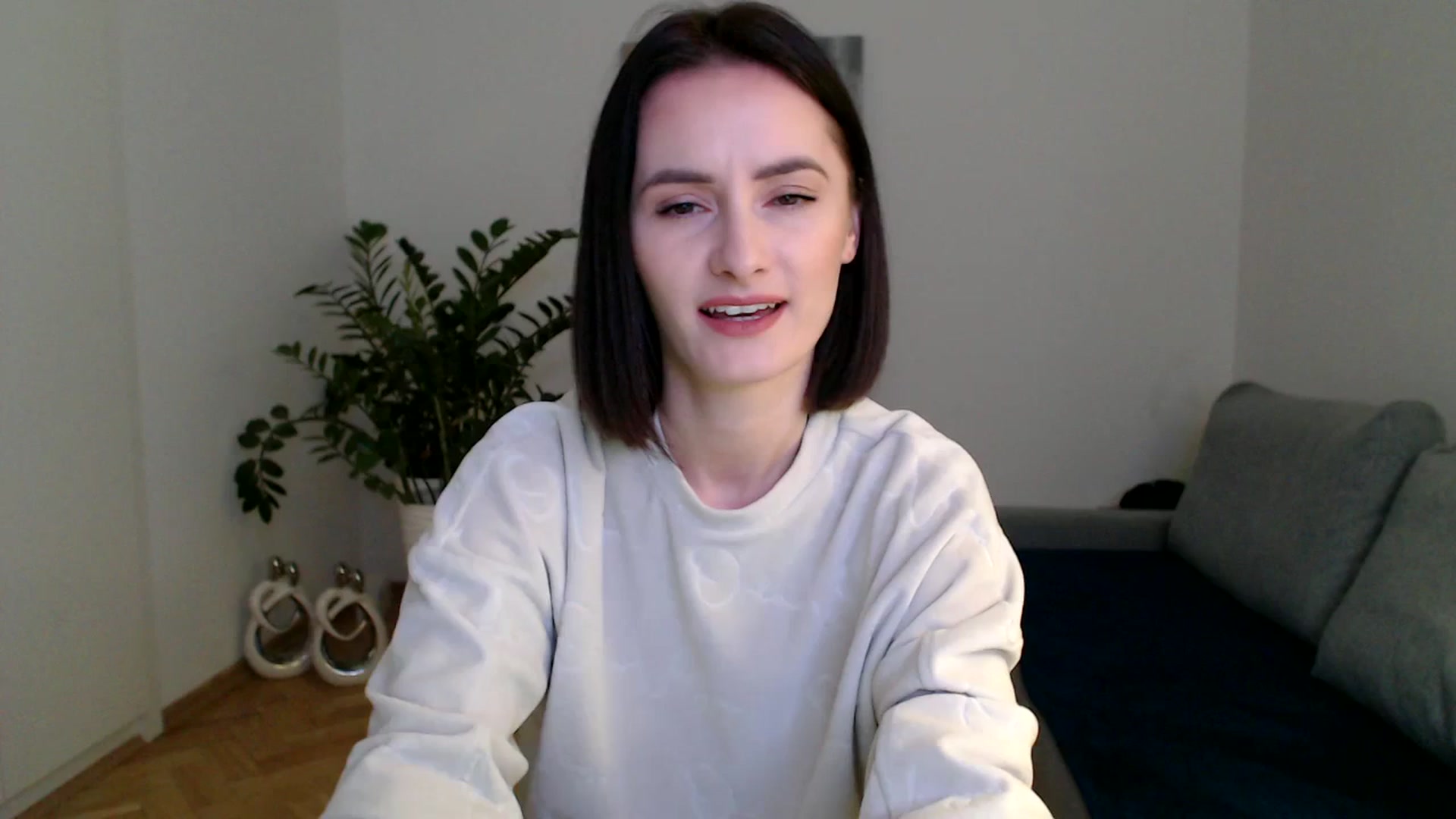 Gallery image thumbnail from the_realpearl's myfreecams stream on, 01/03/2024, 16:01 image 1 of 20