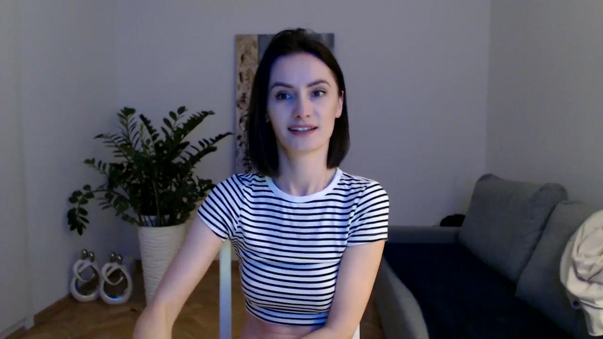 Gallery image thumbnail from the_realpearl's myfreecams stream on, 01/03/2024, 17:13 image 17 of 20