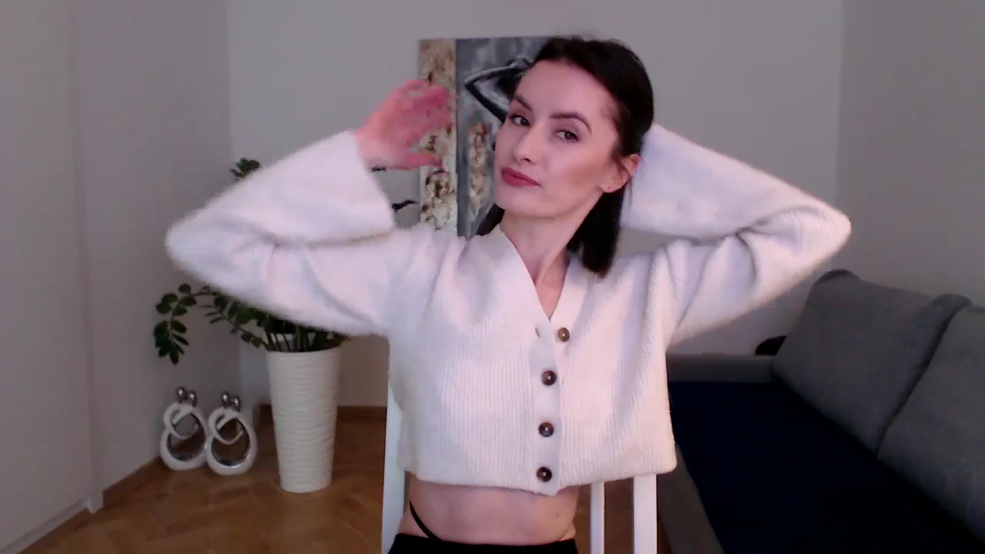 Gallery image thumbnail from the_realpearl's myfreecams stream on, 01/04/2024, 09:32 image 9 of 20
