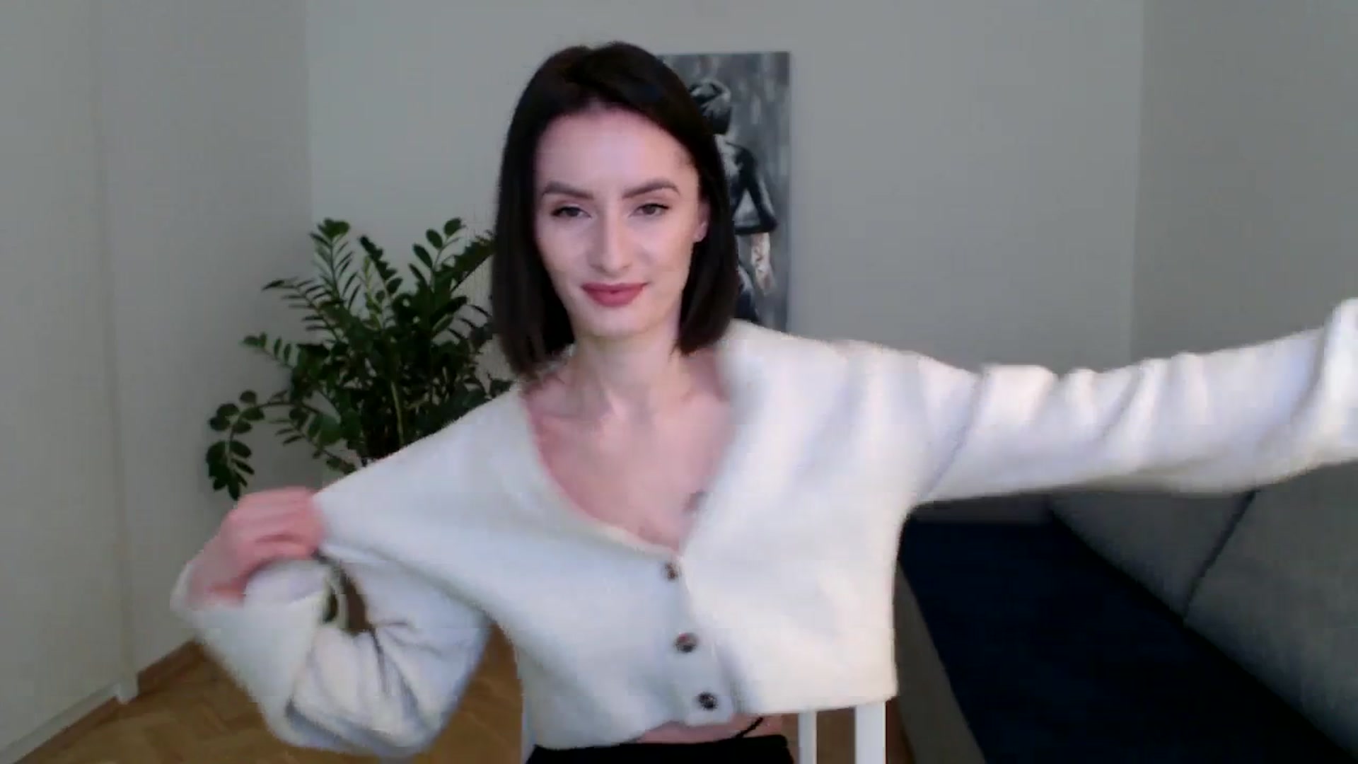 Gallery image thumbnail from the_realpearl's myfreecams stream on, 01/04/2024, 09:32 image 17 of 20