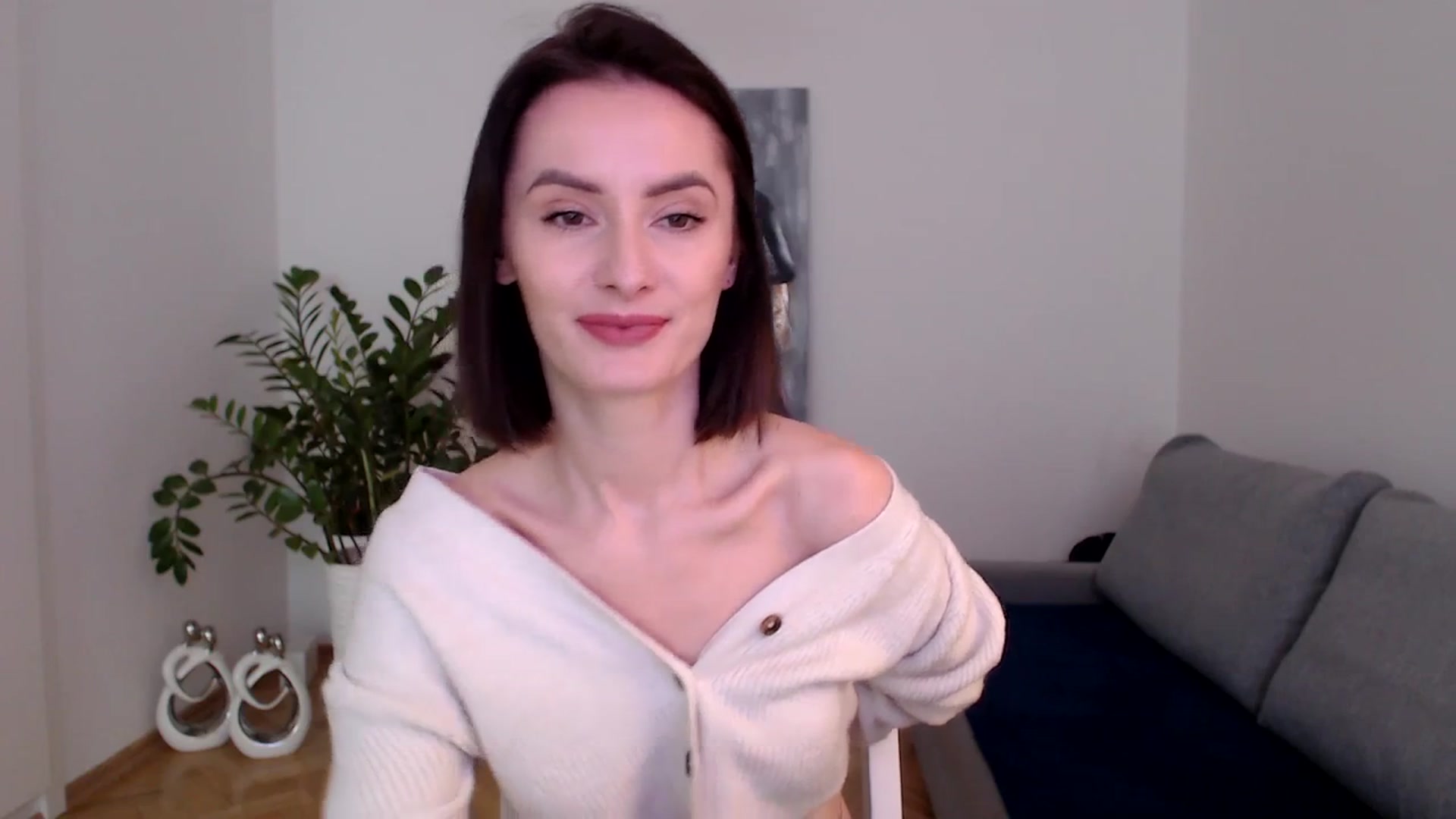 Gallery image thumbnail from the_realpearl's myfreecams stream on, 01/04/2024, 10:41 image 5 of 20