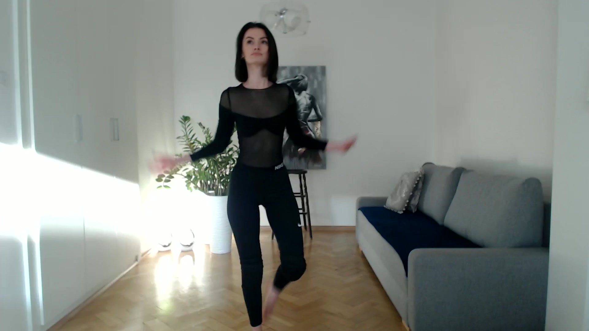Gallery image thumbnail from the_realpearl's myfreecams stream on, 01/10/2024, 11:13 image 1 of 20