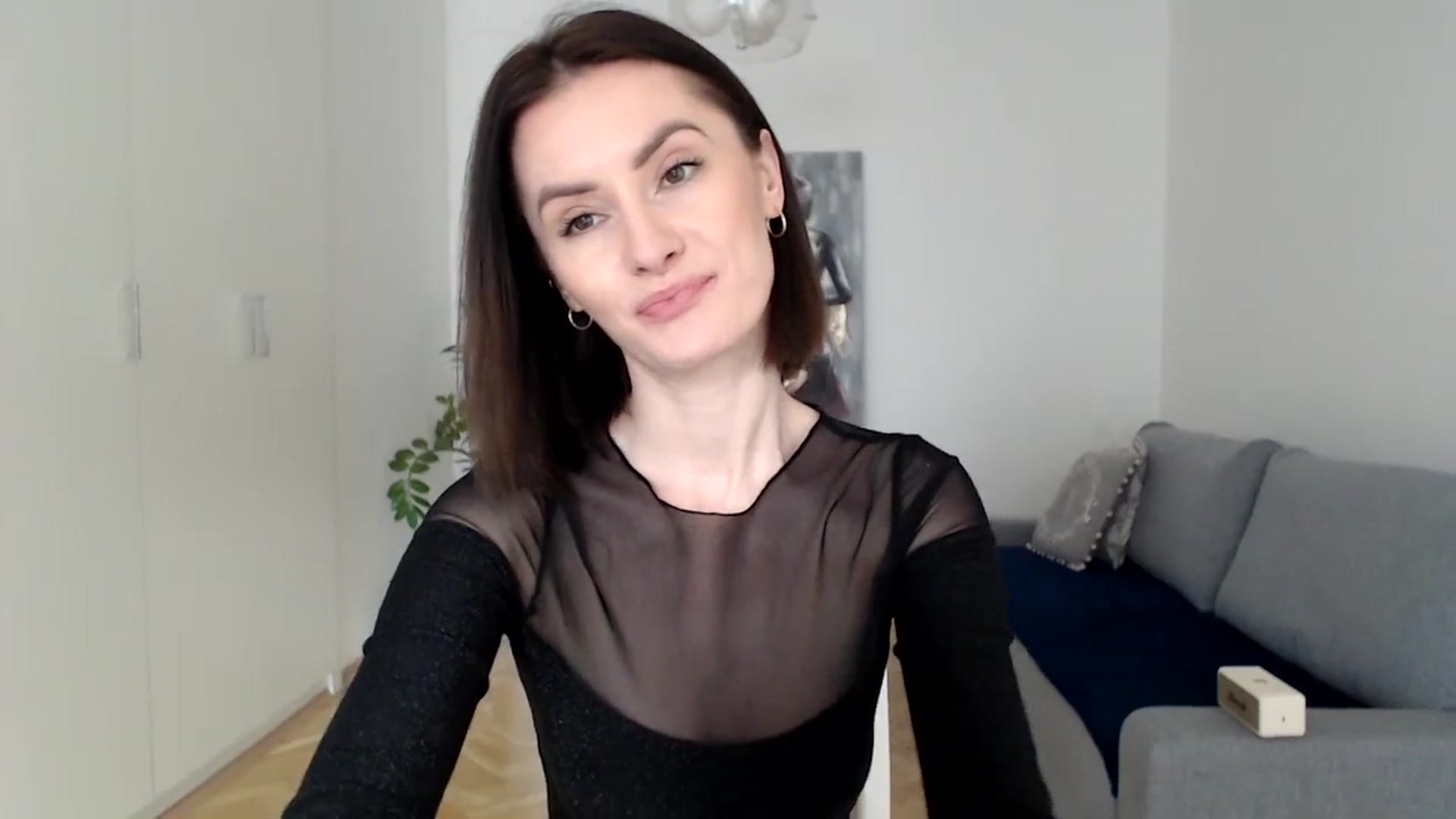 Gallery image thumbnail from the_realpearl's myfreecams stream on, 01/10/2024, 11:13 image 19 of 20