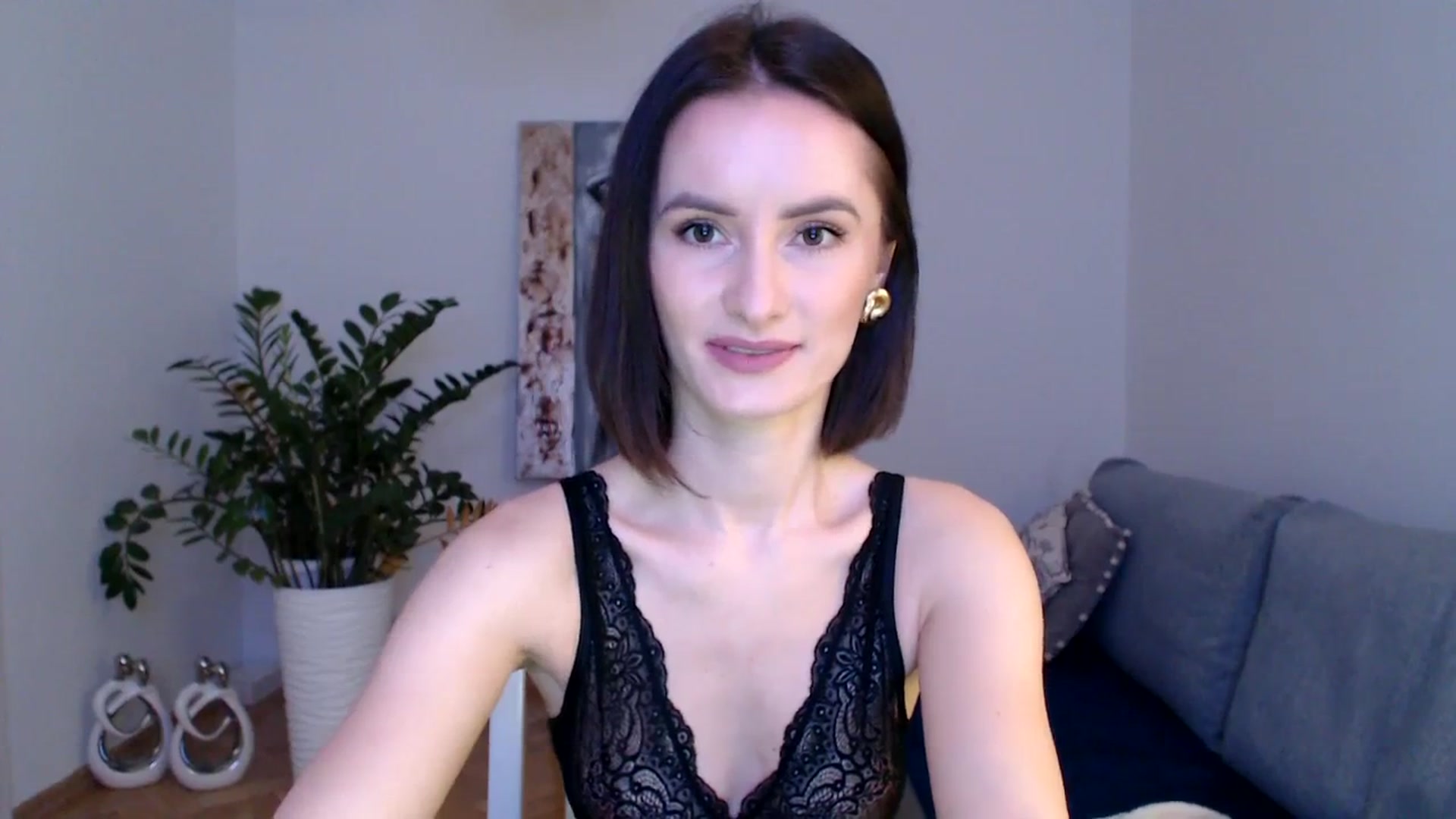 Gallery image thumbnail from the_realpearl's myfreecams stream on, 01/12/2024, 16:00 image 13 of 20