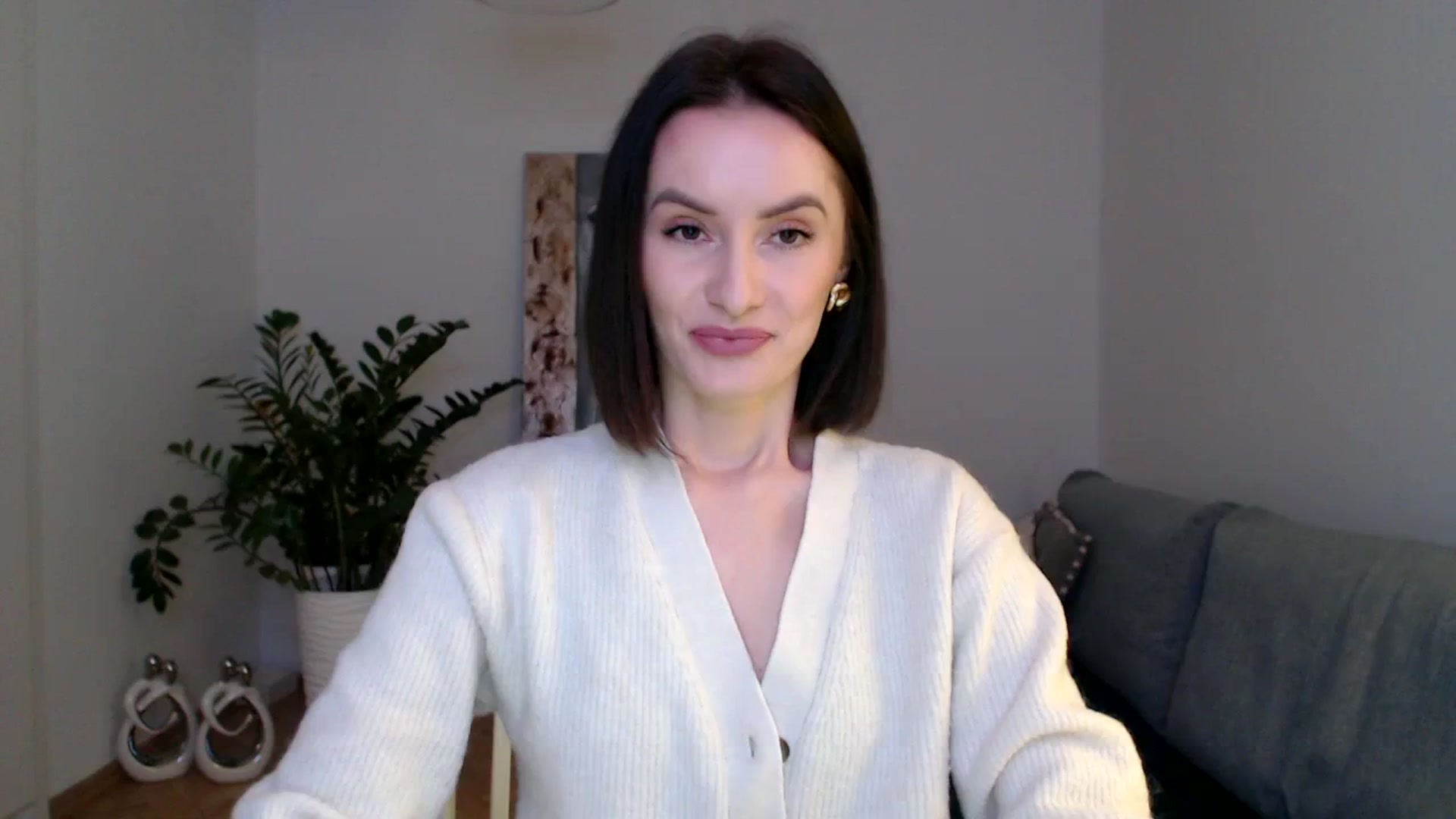 Gallery image thumbnail from the_realpearl's myfreecams stream on, 01/12/2024, 16:00 image 5 of 20