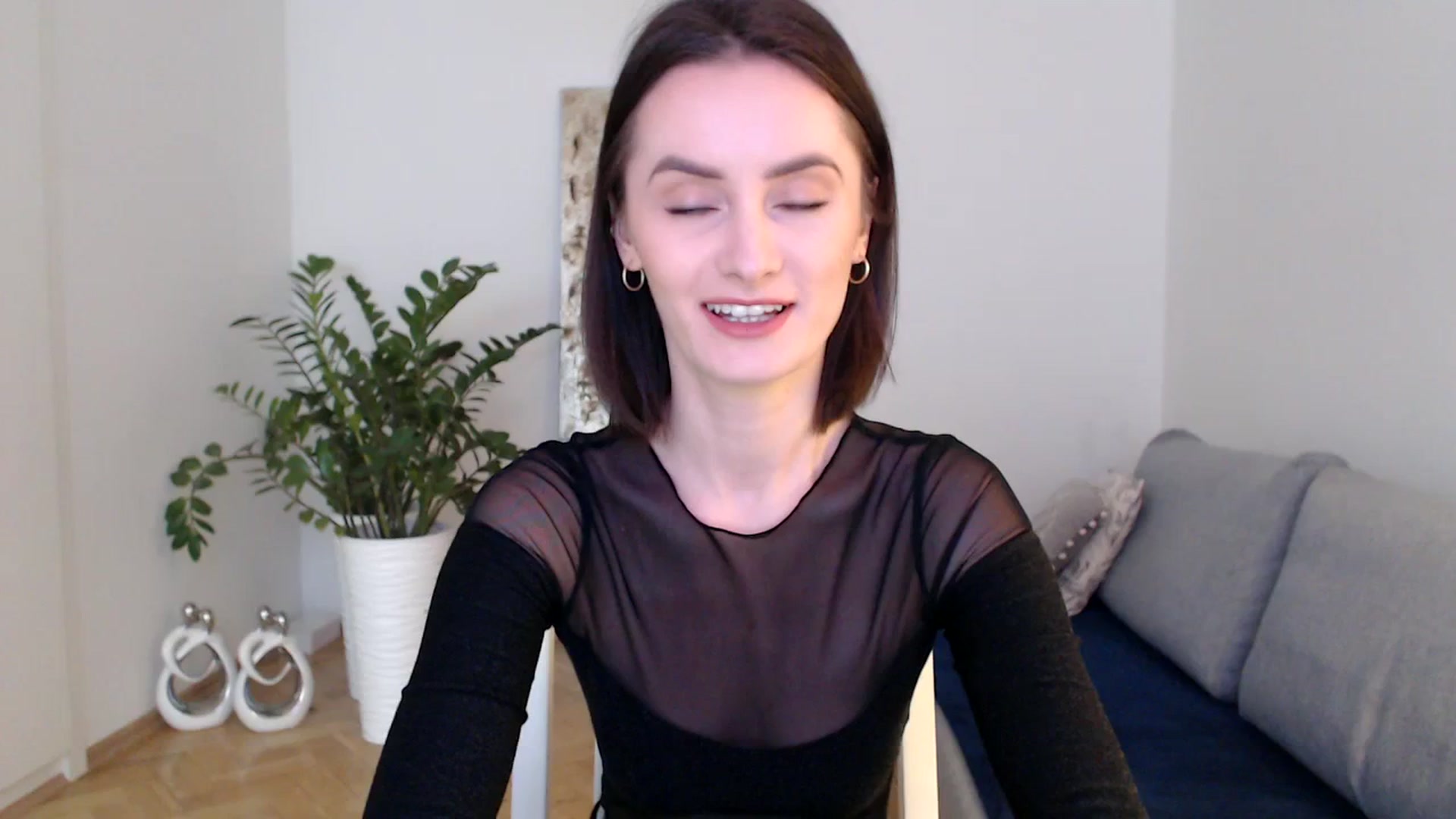 Gallery image thumbnail from the_realpearl's myfreecams stream on, 01/25/2024, 12:04 image 5 of 20