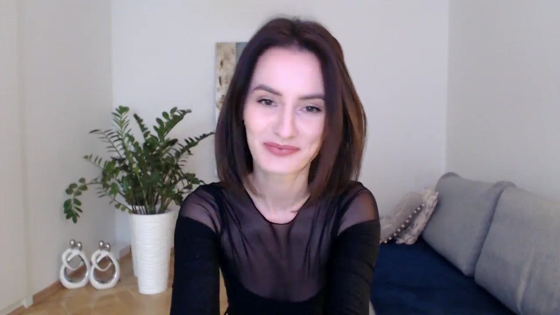 Gallery image thumbnail from the_realpearl's myfreecams stream on, 01/25/2024, 12:04 image 18 of 20