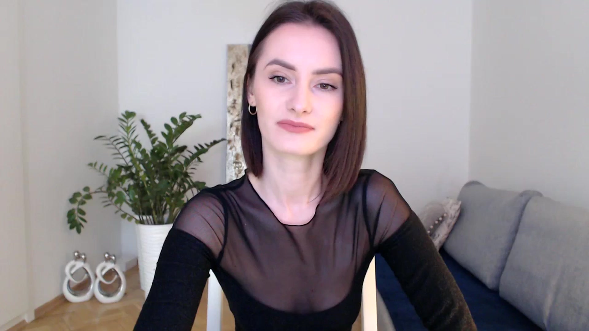 Gallery image thumbnail from the_realpearl's myfreecams stream on, 01/25/2024, 12:04 image 10 of 20