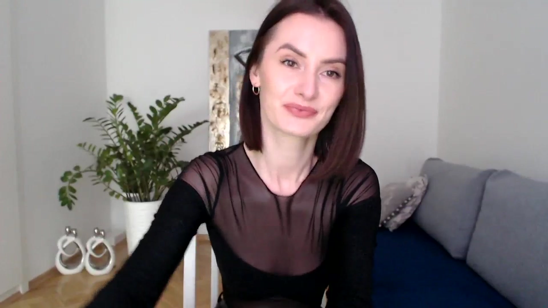 Gallery image thumbnail from the_realpearl's myfreecams stream on, 01/25/2024, 13:21 image 8 of 20
