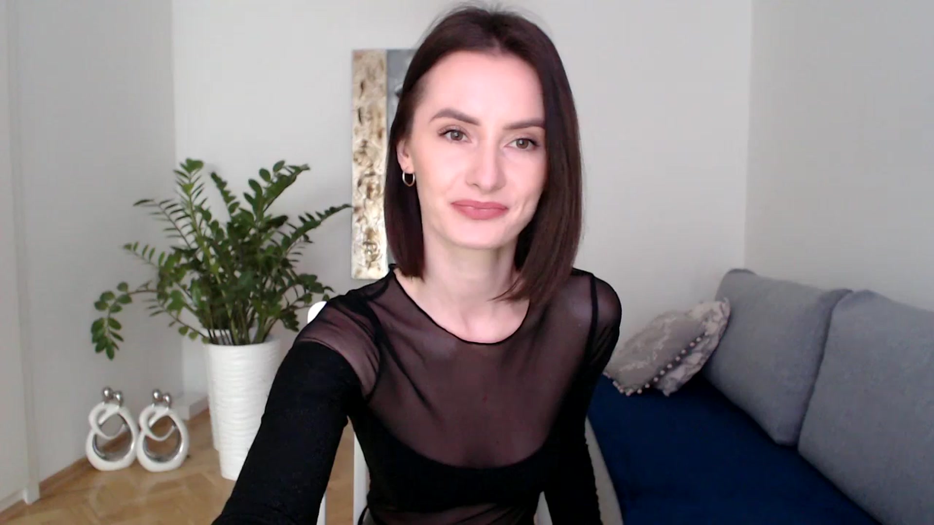 Gallery image thumbnail from the_realpearl's myfreecams stream on, 01/25/2024, 13:21 image 7 of 20