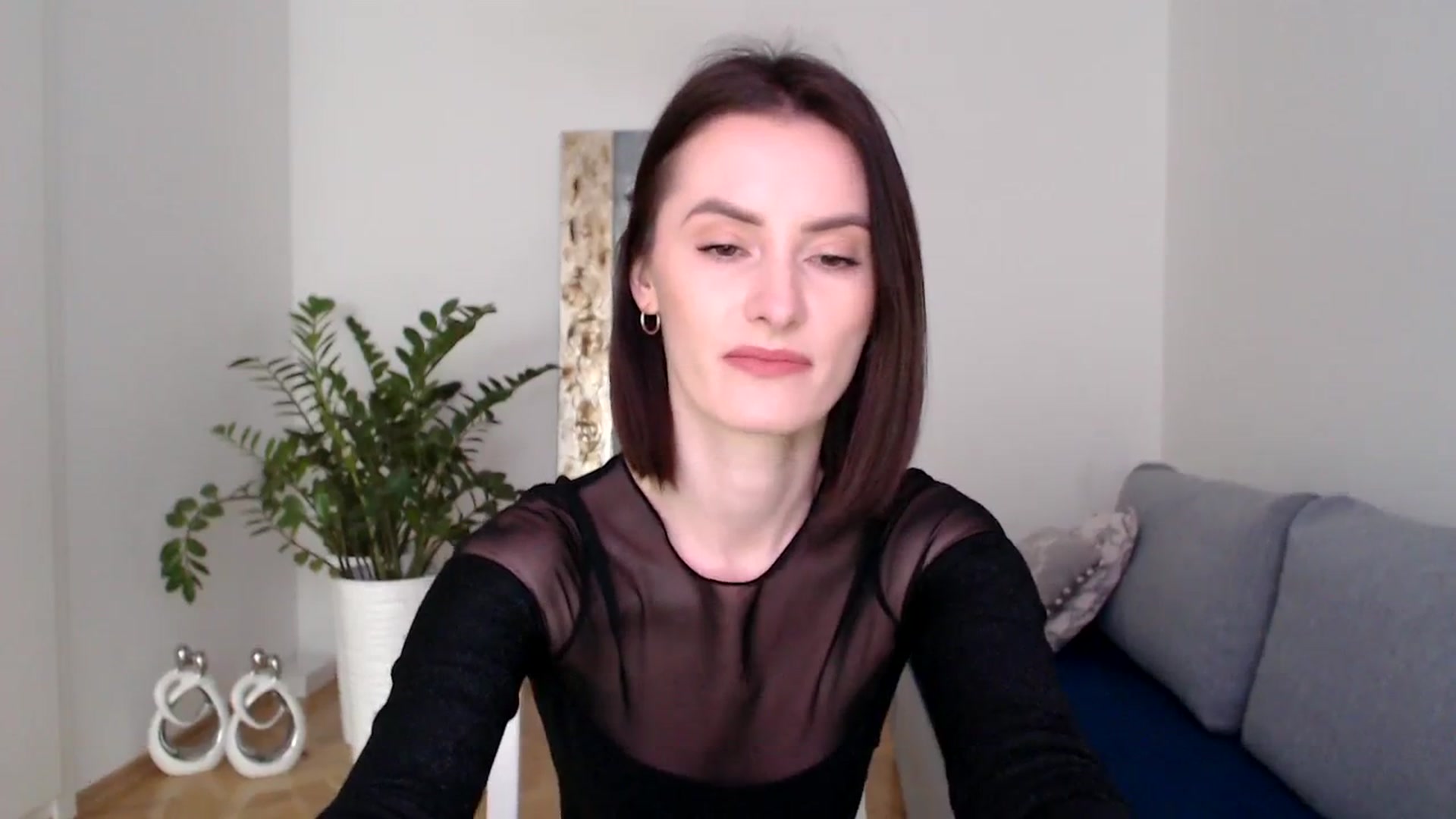 Gallery image thumbnail from the_realpearl's myfreecams stream on, 01/25/2024, 13:21 image 3 of 20