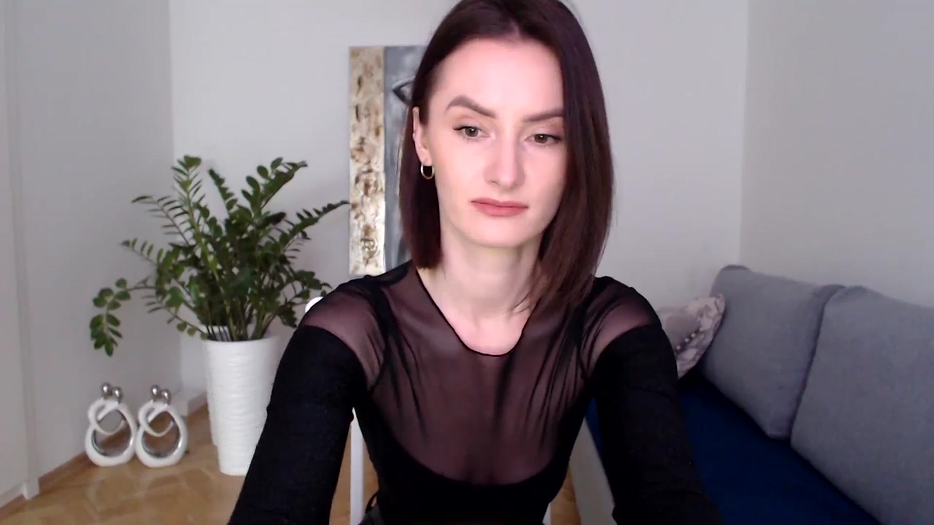 Gallery image thumbnail from the_realpearl's myfreecams stream on, 01/25/2024, 13:21 image 13 of 20