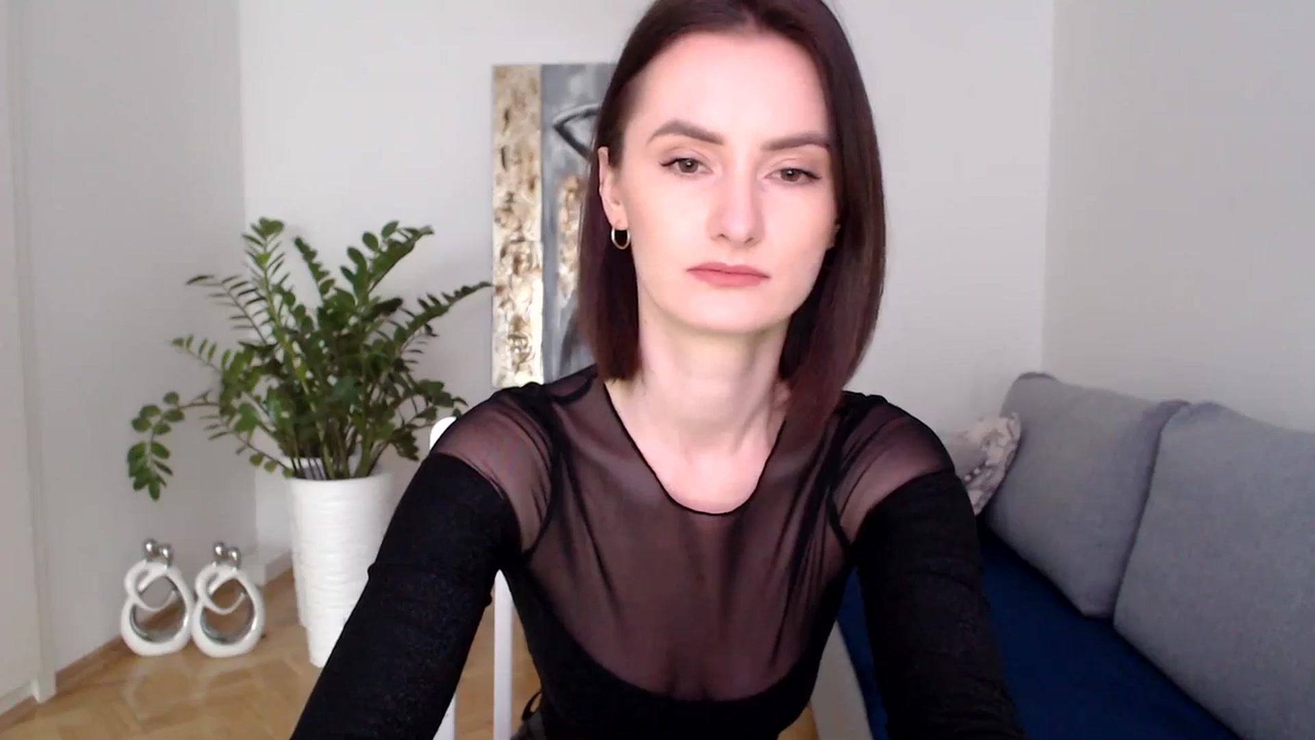 Gallery image thumbnail from the_realpearl's myfreecams stream on, 01/25/2024, 13:21 image 16 of 20