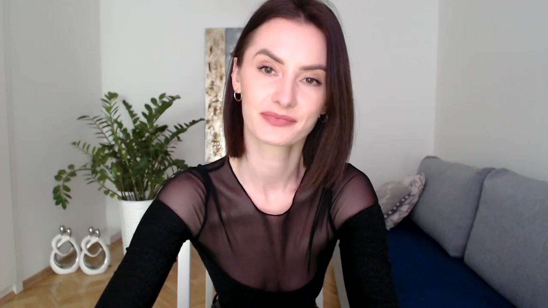 Gallery image thumbnail from the_realpearl's myfreecams stream on, 01/25/2024, 13:21 image 15 of 20