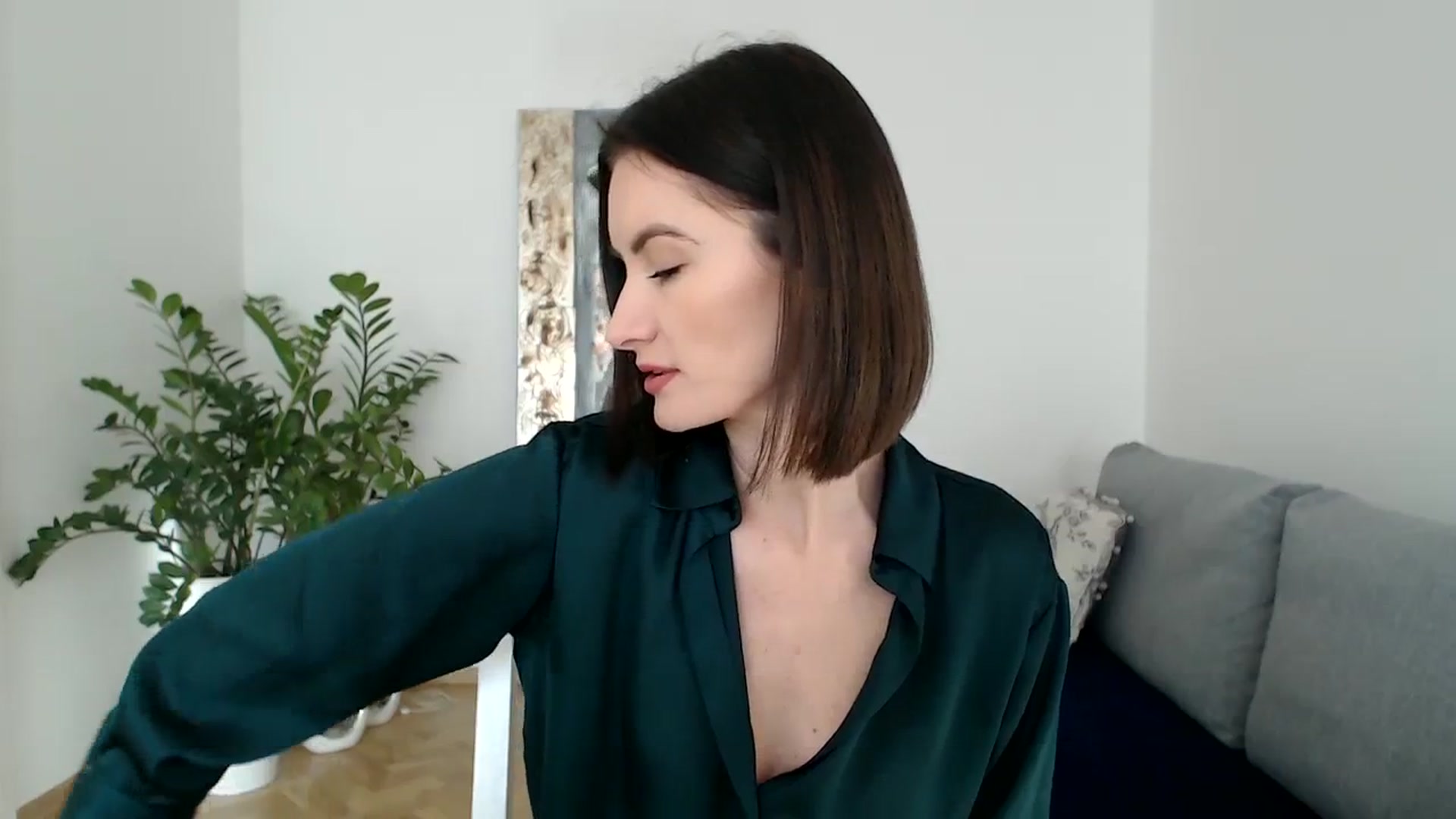 Gallery image thumbnail from the_realpearl's myfreecams stream on, 01/30/2024, 11:32 image 4 of 20
