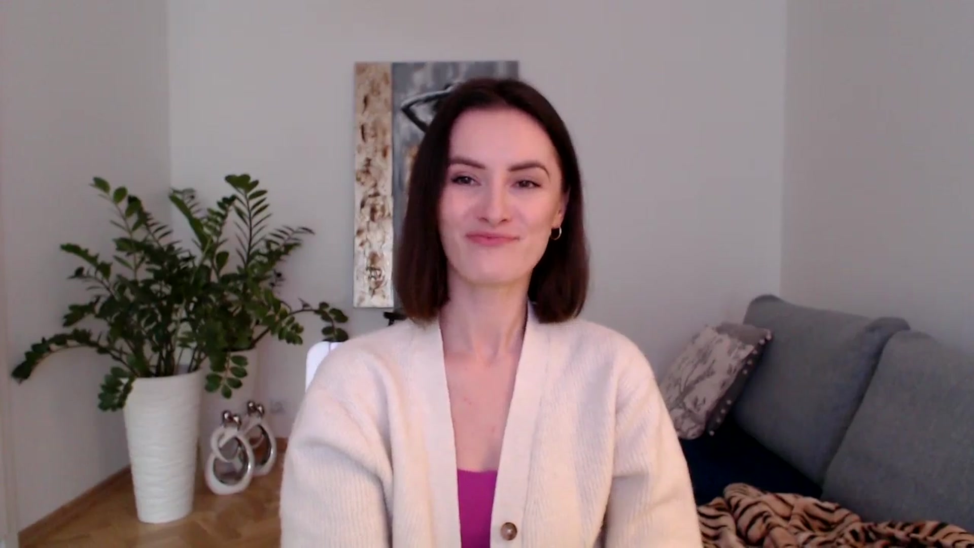 Gallery image thumbnail from the_realpearl's myfreecams stream on, 01/31/2024, 14:20 image 10 of 20