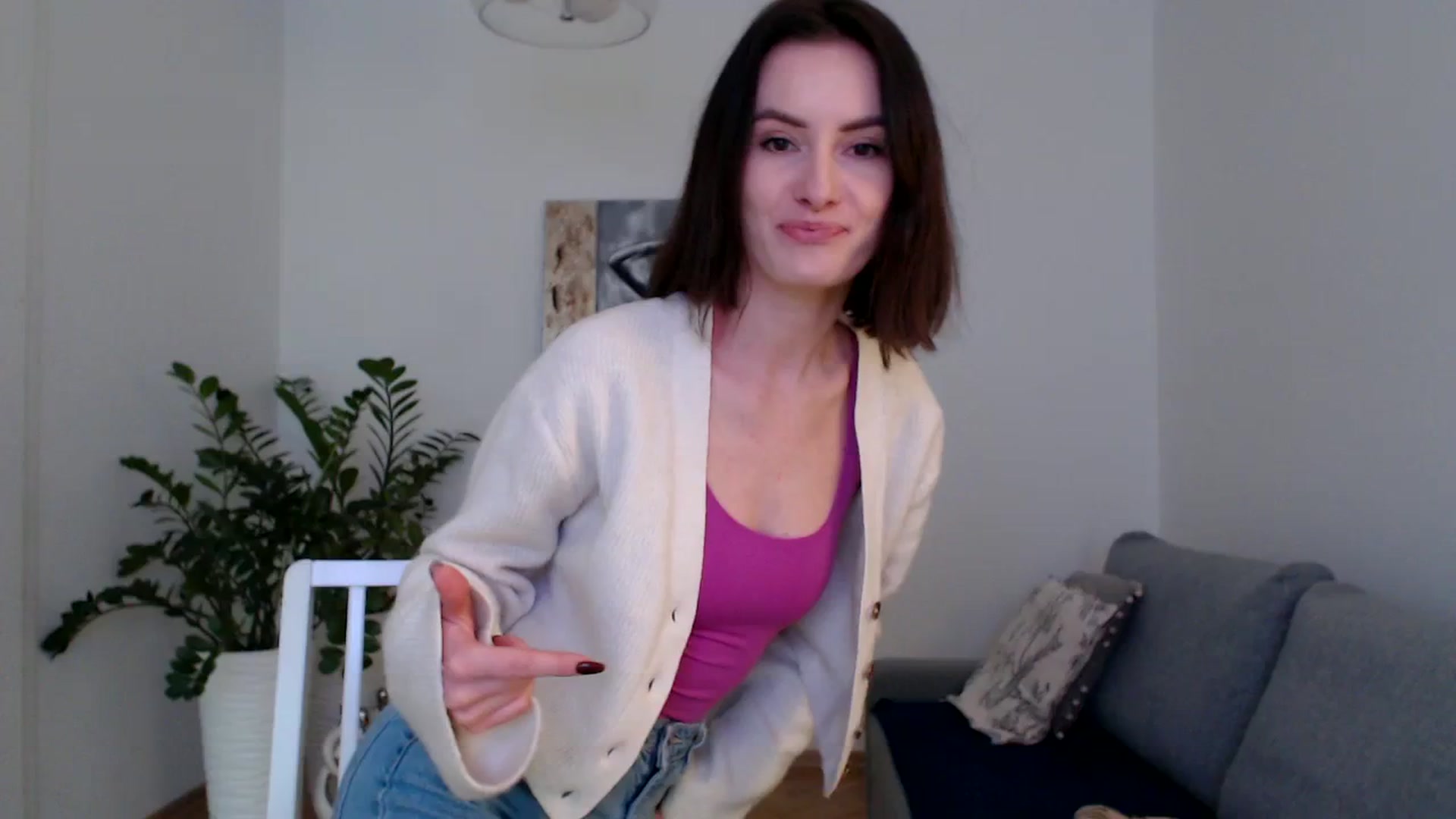 Gallery image thumbnail from the_realpearl's myfreecams stream on, 01/31/2024, 14:20 image 12 of 20