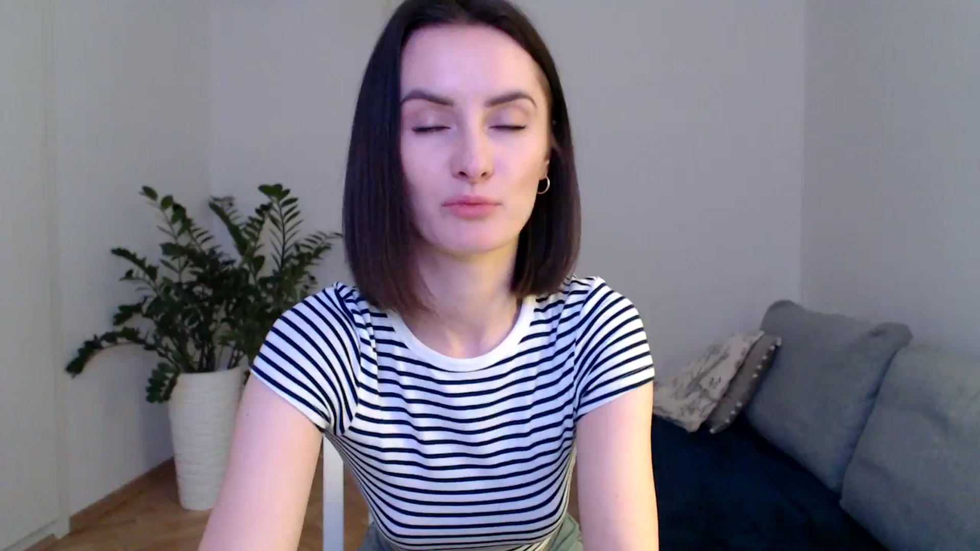 Gallery image thumbnail from the_realpearl's myfreecams stream on, 02/01/2024, 16:42 image 11 of 20