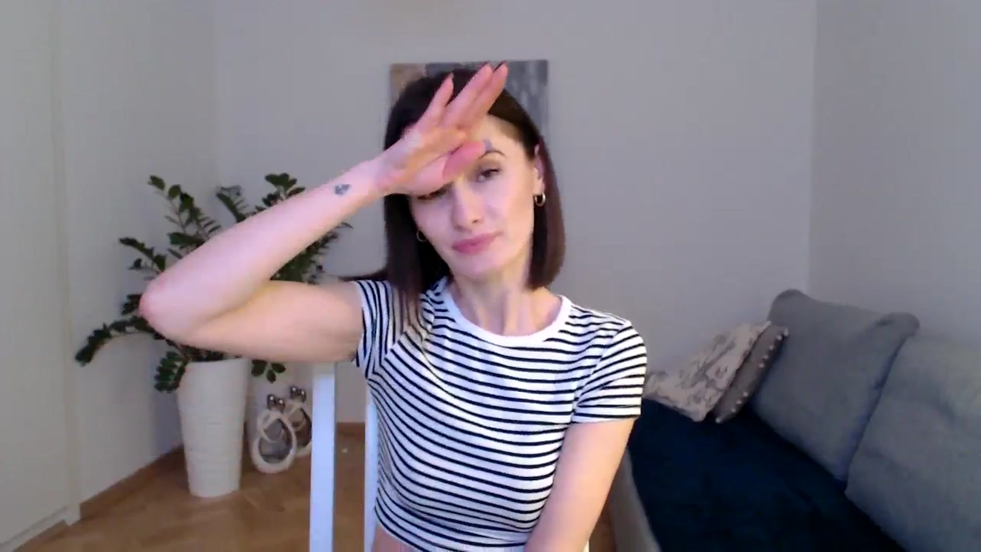 Gallery image thumbnail from the_realpearl's myfreecams stream on, 02/01/2024, 16:42 image 14 of 20