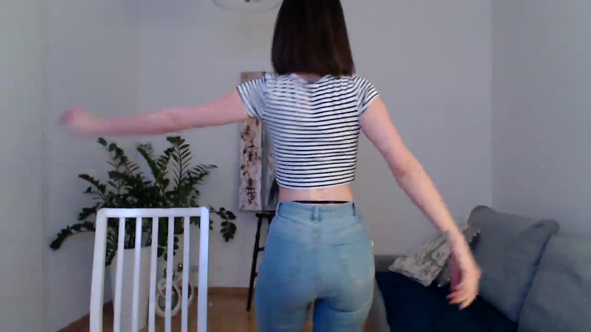 Gallery image thumbnail from the_realpearl's myfreecams stream on, 02/01/2024, 16:42 image 7 of 20