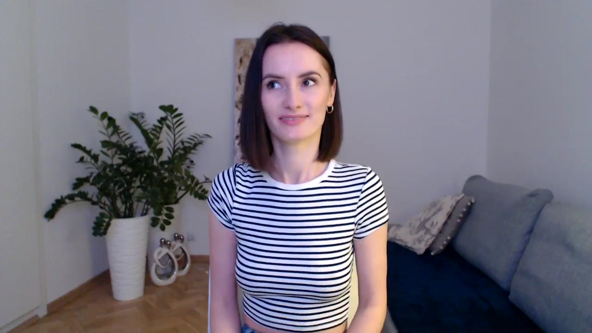 Gallery image thumbnail from the_realpearl's myfreecams stream on, 02/01/2024, 16:42 image 16 of 20