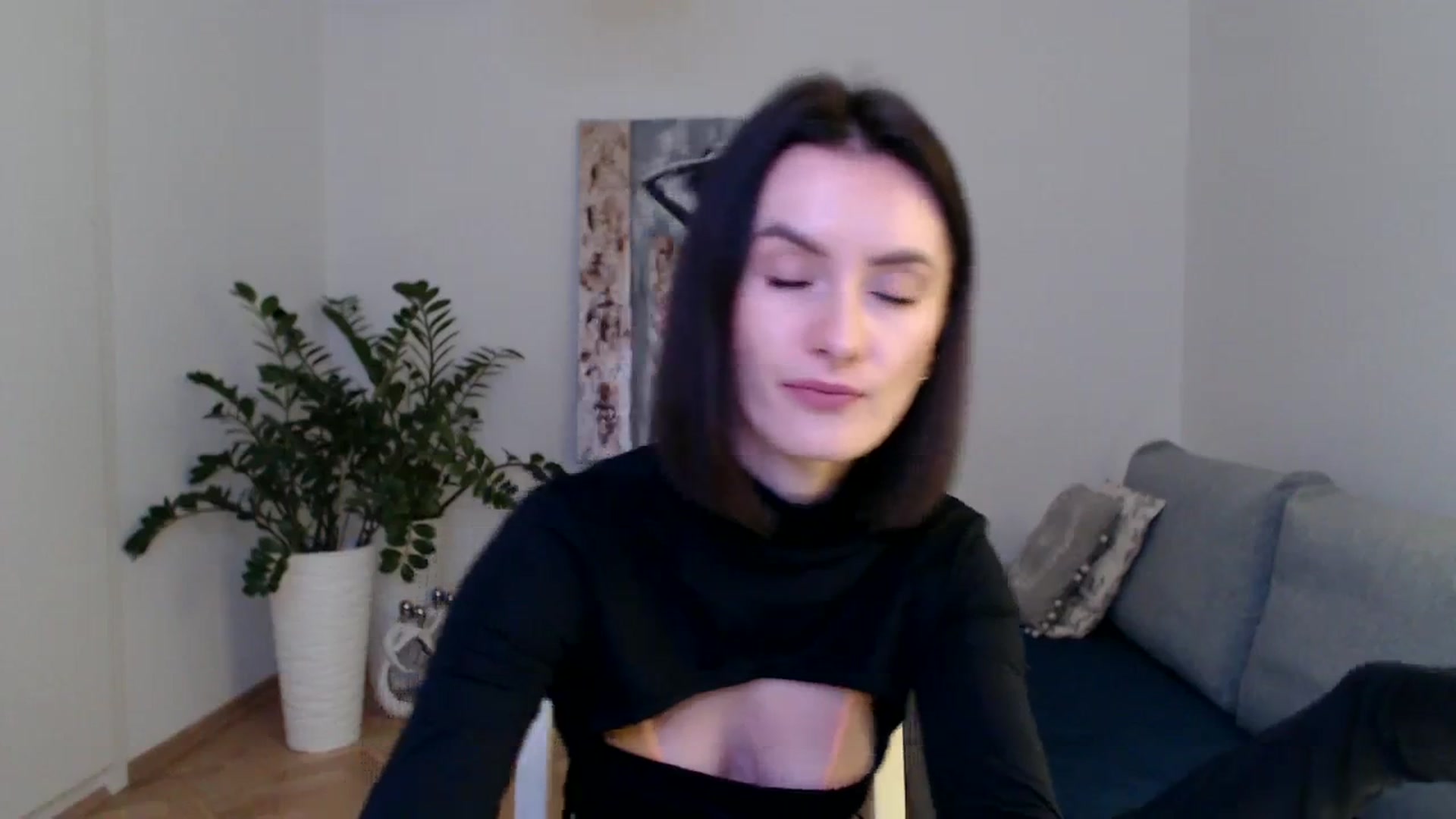 Gallery image thumbnail from the_realpearl's myfreecams stream on, 02/02/2024, 16:56 image 10 of 20