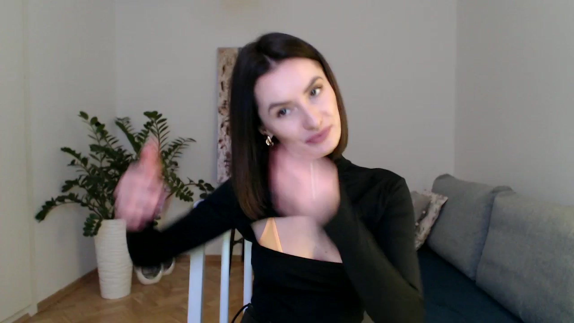 Gallery image thumbnail from the_realpearl's myfreecams stream on, 02/02/2024, 16:56 image 1 of 20