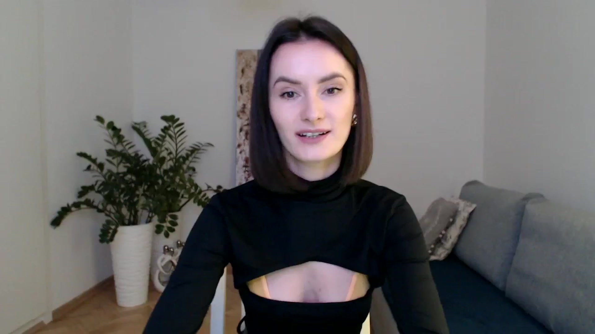Gallery image thumbnail from the_realpearl's myfreecams stream on, 02/02/2024, 16:56 image 9 of 20