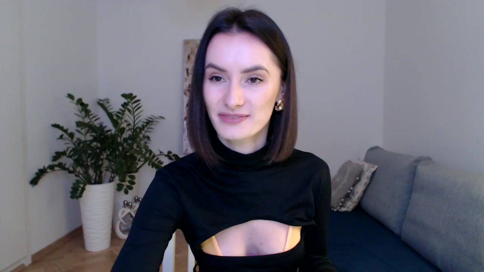 Gallery image thumbnail from the_realpearl's myfreecams stream on, 02/02/2024, 16:56 image 3 of 20