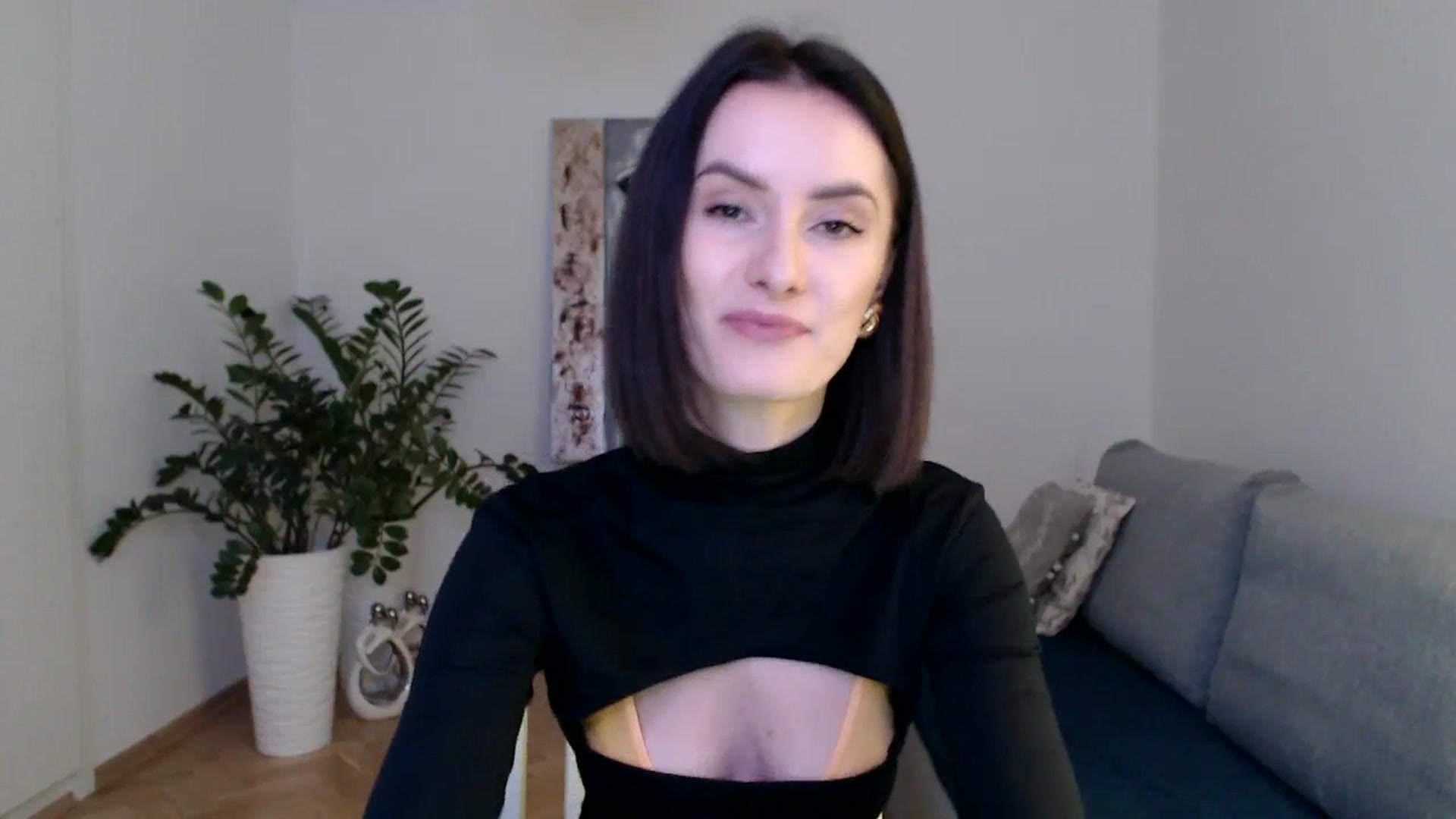 Gallery image thumbnail from the_realpearl's myfreecams stream on, 02/02/2024, 16:56 image 2 of 20