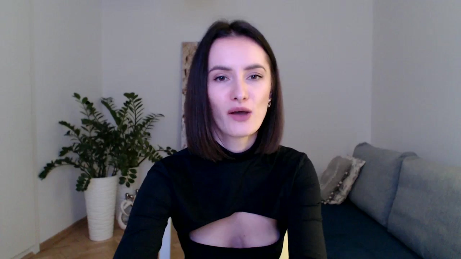 Gallery image thumbnail from the_realpearl's myfreecams stream on, 02/02/2024, 18:24 image 4 of 20