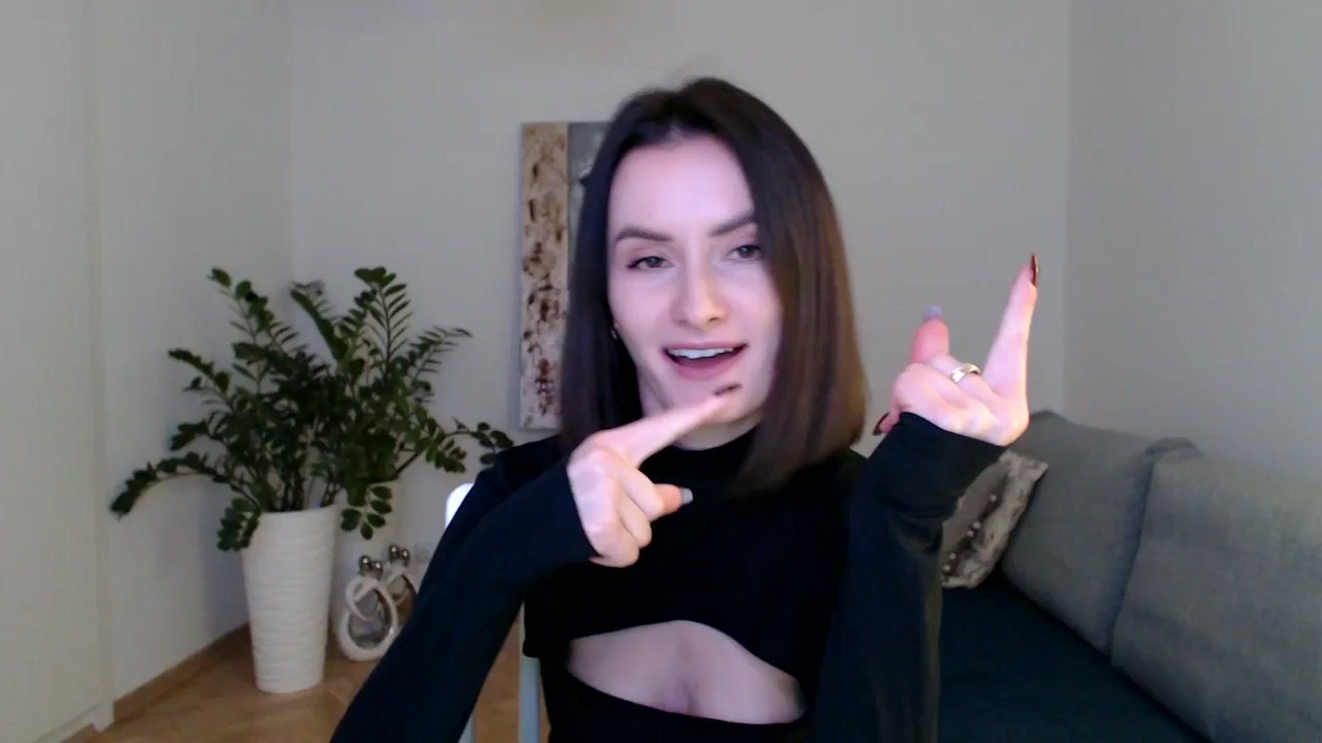 Gallery image thumbnail from the_realpearl's myfreecams stream on, 02/02/2024, 18:24 image 1 of 20