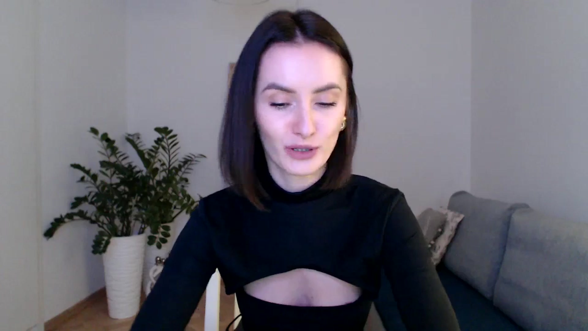 Gallery image thumbnail from the_realpearl's myfreecams stream on, 02/02/2024, 18:24 image 16 of 20