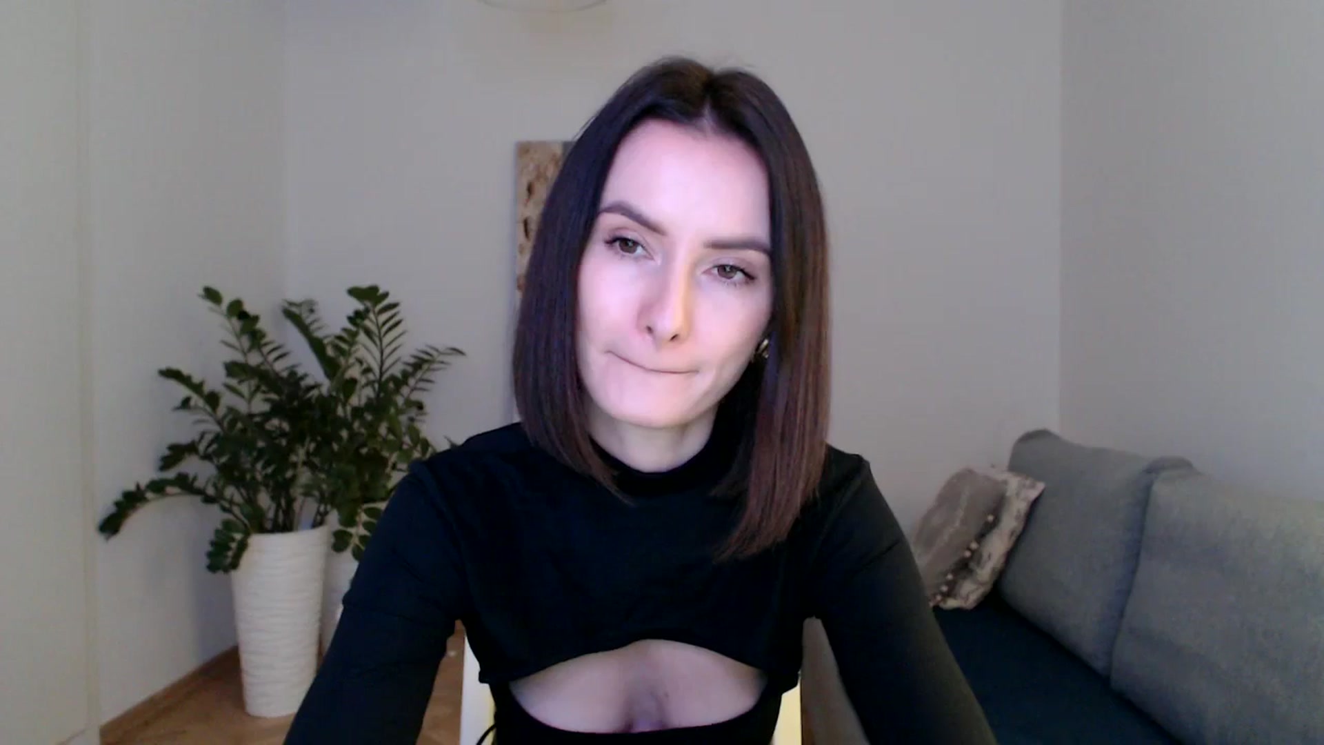 Gallery image thumbnail from the_realpearl's myfreecams stream on, 02/02/2024, 18:24 image 18 of 20